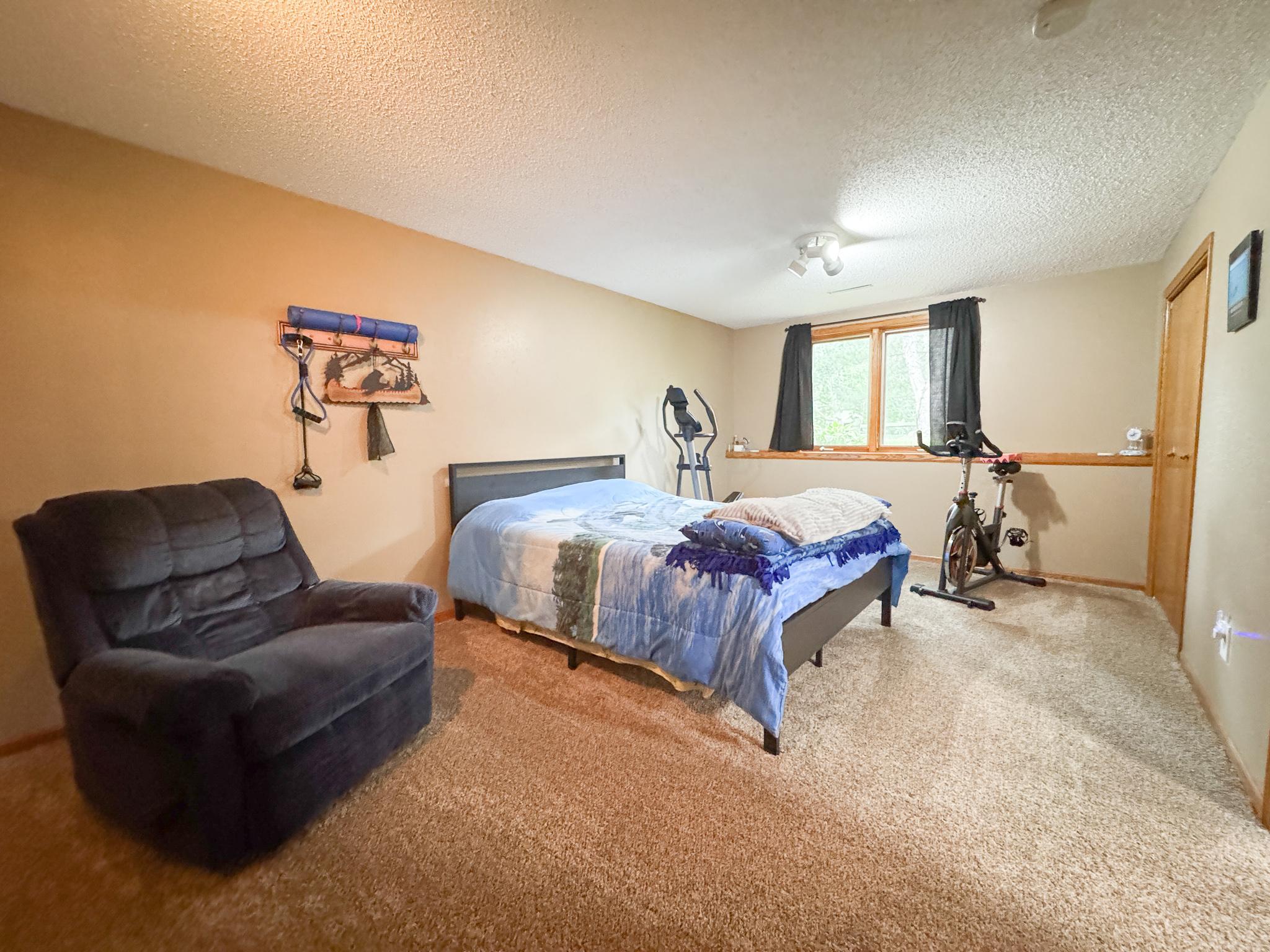 1998 single family home for sale at 26760 Riverside Drive in Fergus Falls, MN — 4 bed, 3 bath (photo 27 of 58)