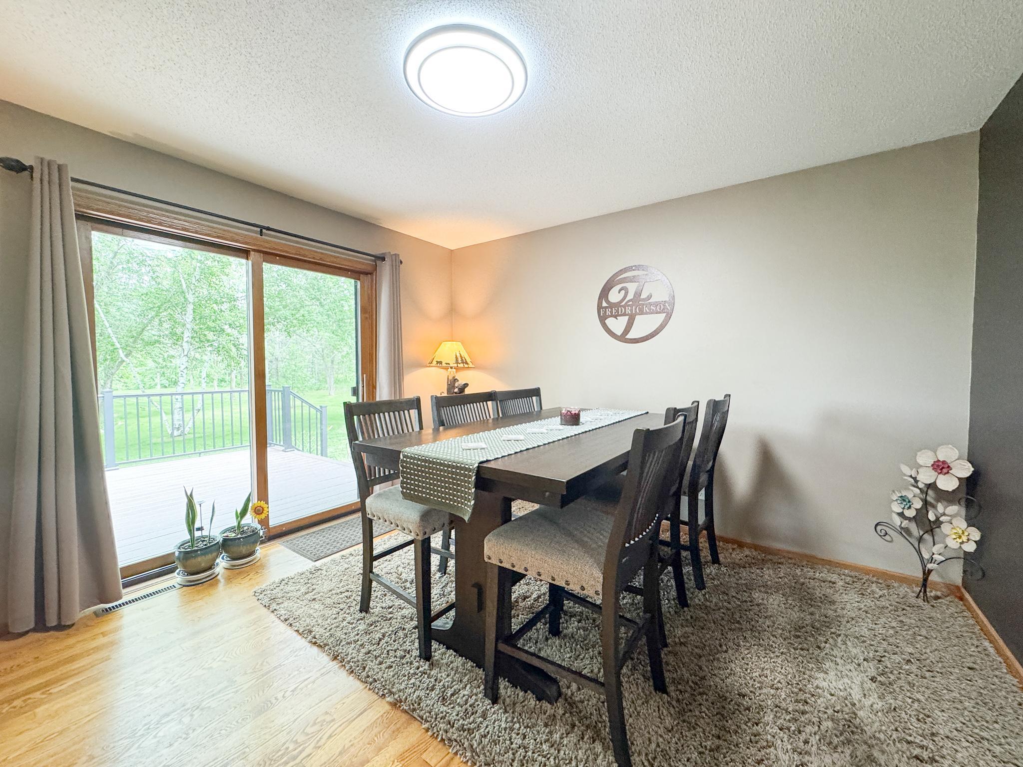 1998 single family home for sale at 26760 Riverside Drive in Fergus Falls, MN — 4 bed, 3 bath (photo 8 of 58)