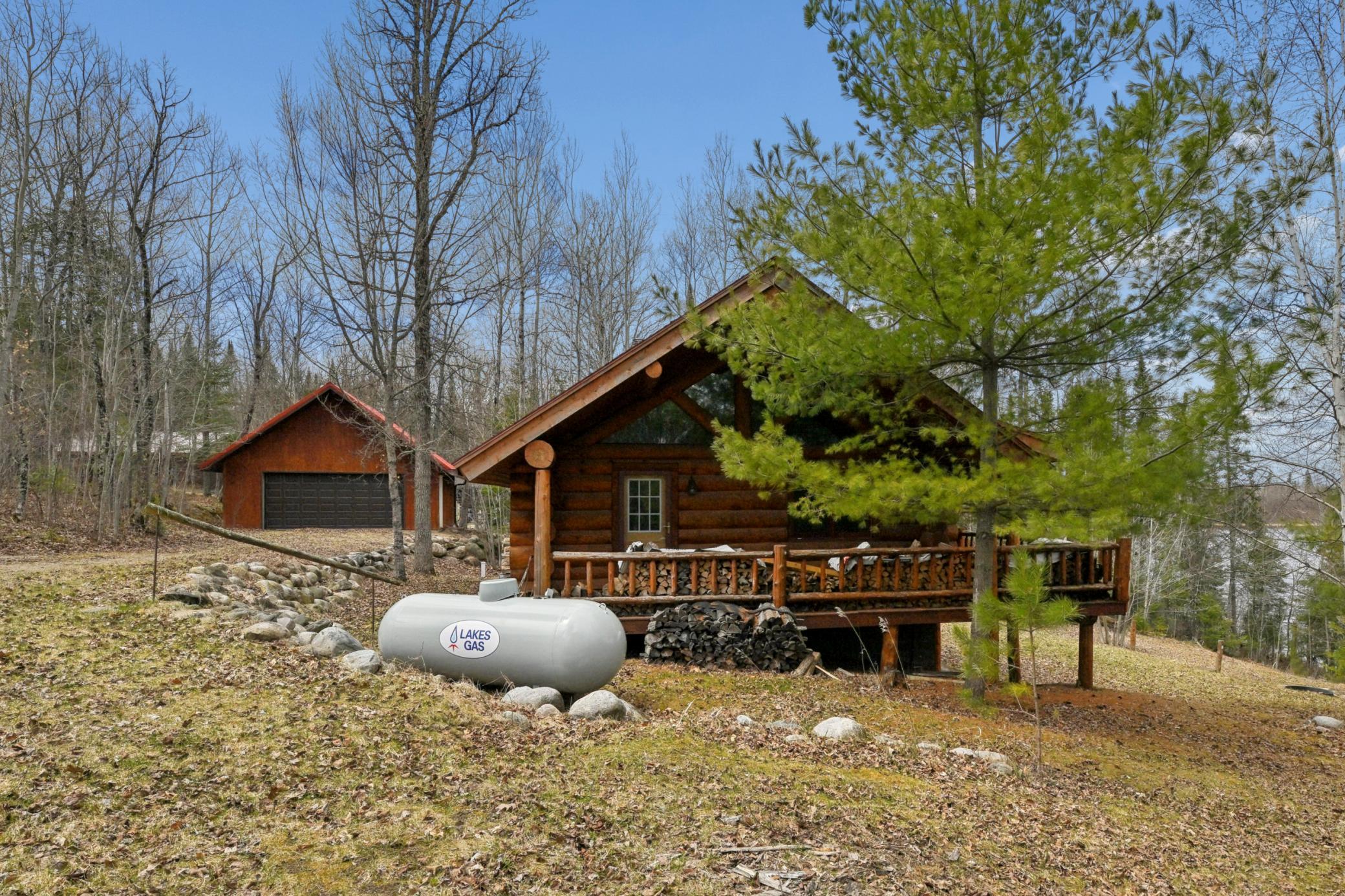 2004 single family home for sale at 31149 County Road 40 in Effie, MN — 3 bed, 1 bath (photo 2 of 57)