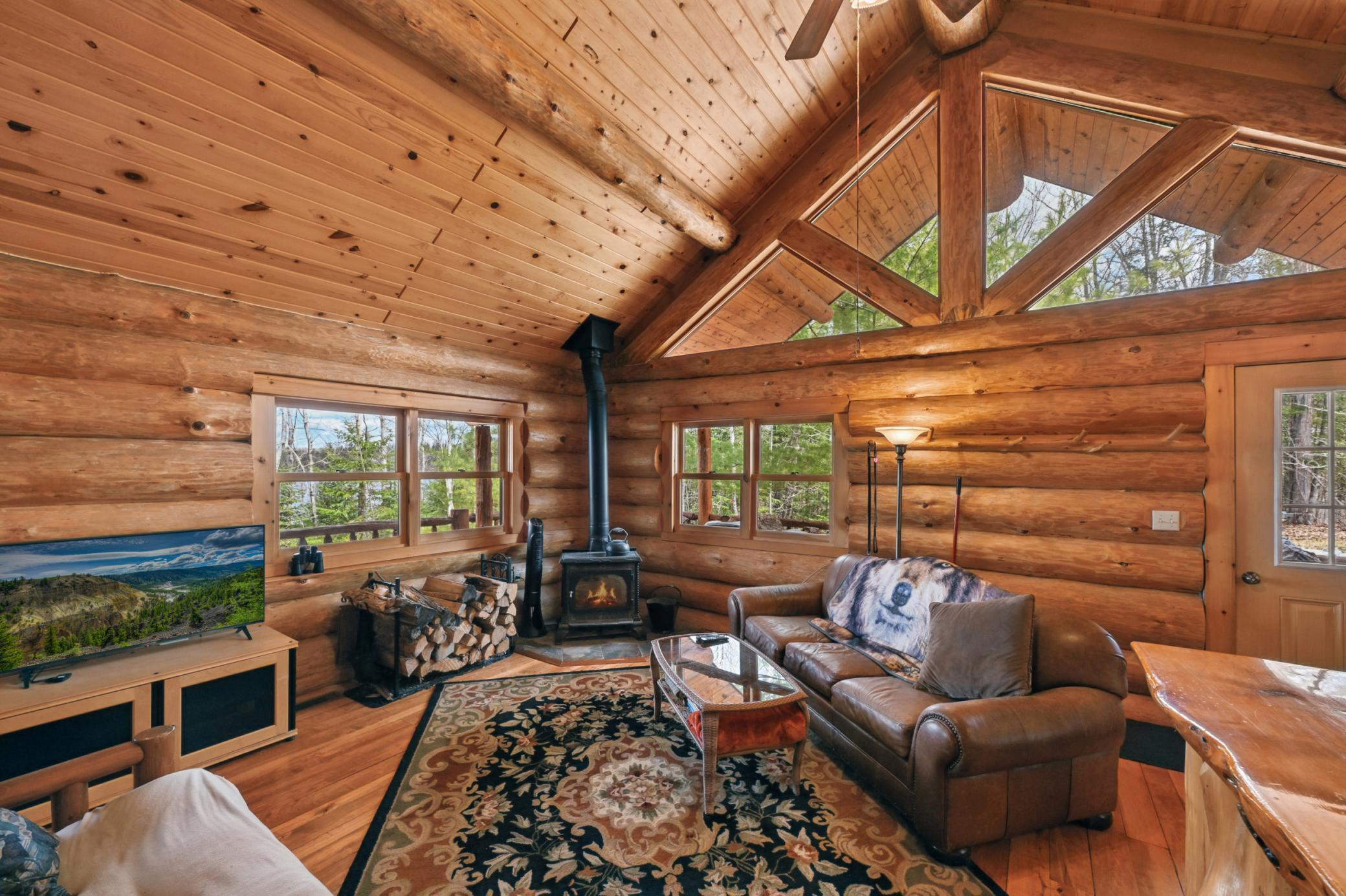 2004 single family home for sale at 31149 County Road 40 in Effie, MN — 3 bed, 1 bath (photo 15 of 57)