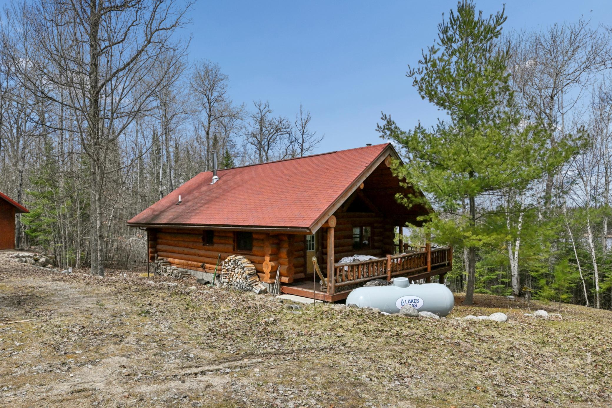 2004 single family home for sale at 31149 County Road 40 in Effie, MN — 3 bed, 1 bath (photo 3 of 57)