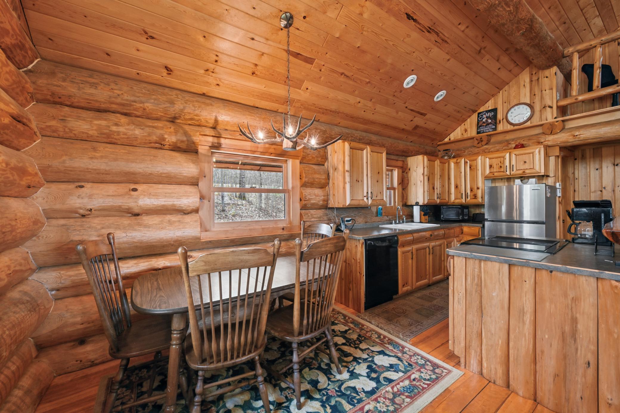 2004 single family home for sale at 31149 County Road 40 in Effie, MN — 3 bed, 1 bath (photo 8 of 57)