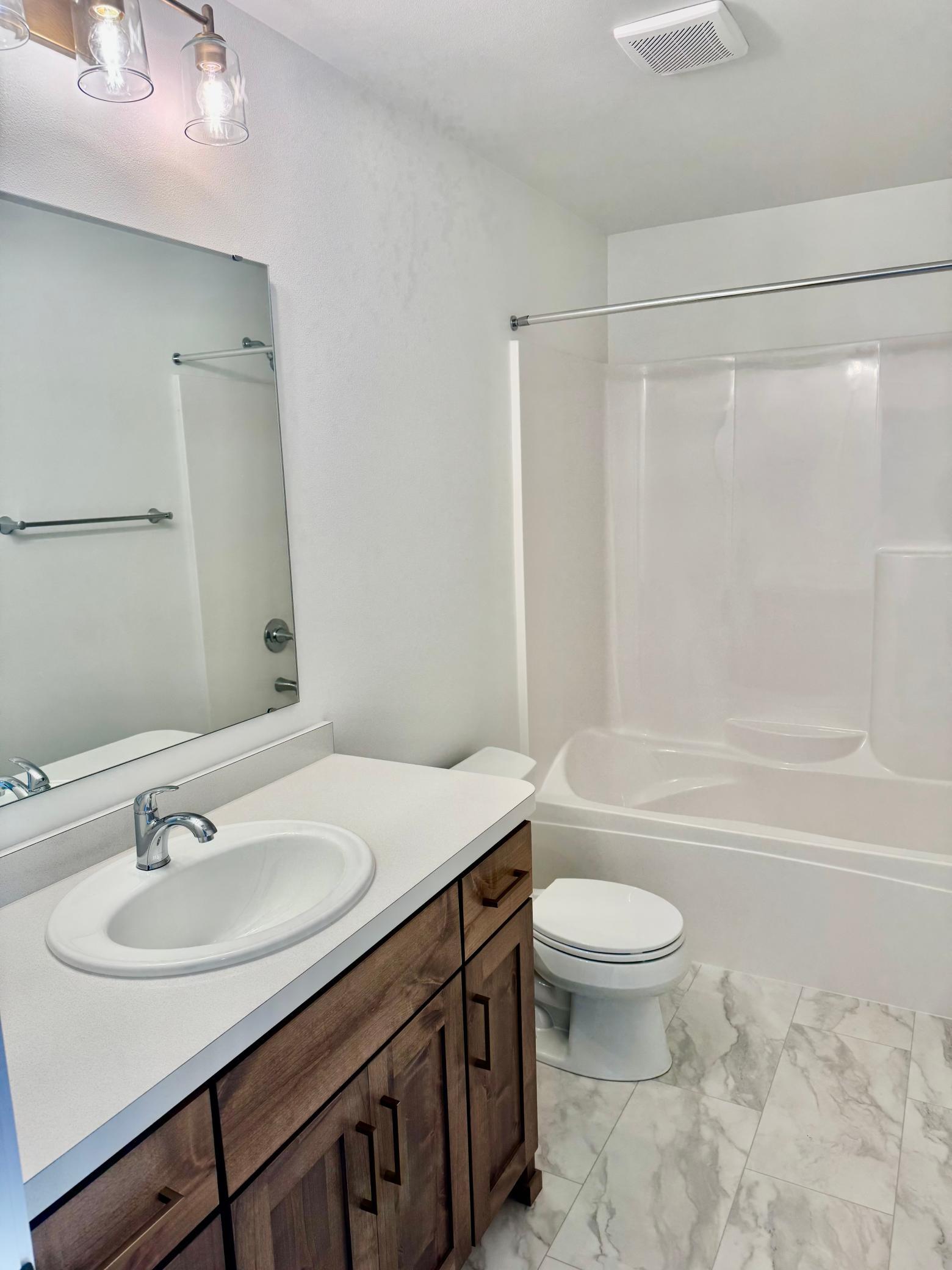 2026 single family home for sale at 6781 30 Street S in Fargo, ND — 3 bed, 3 bath (photo 14 of 29)