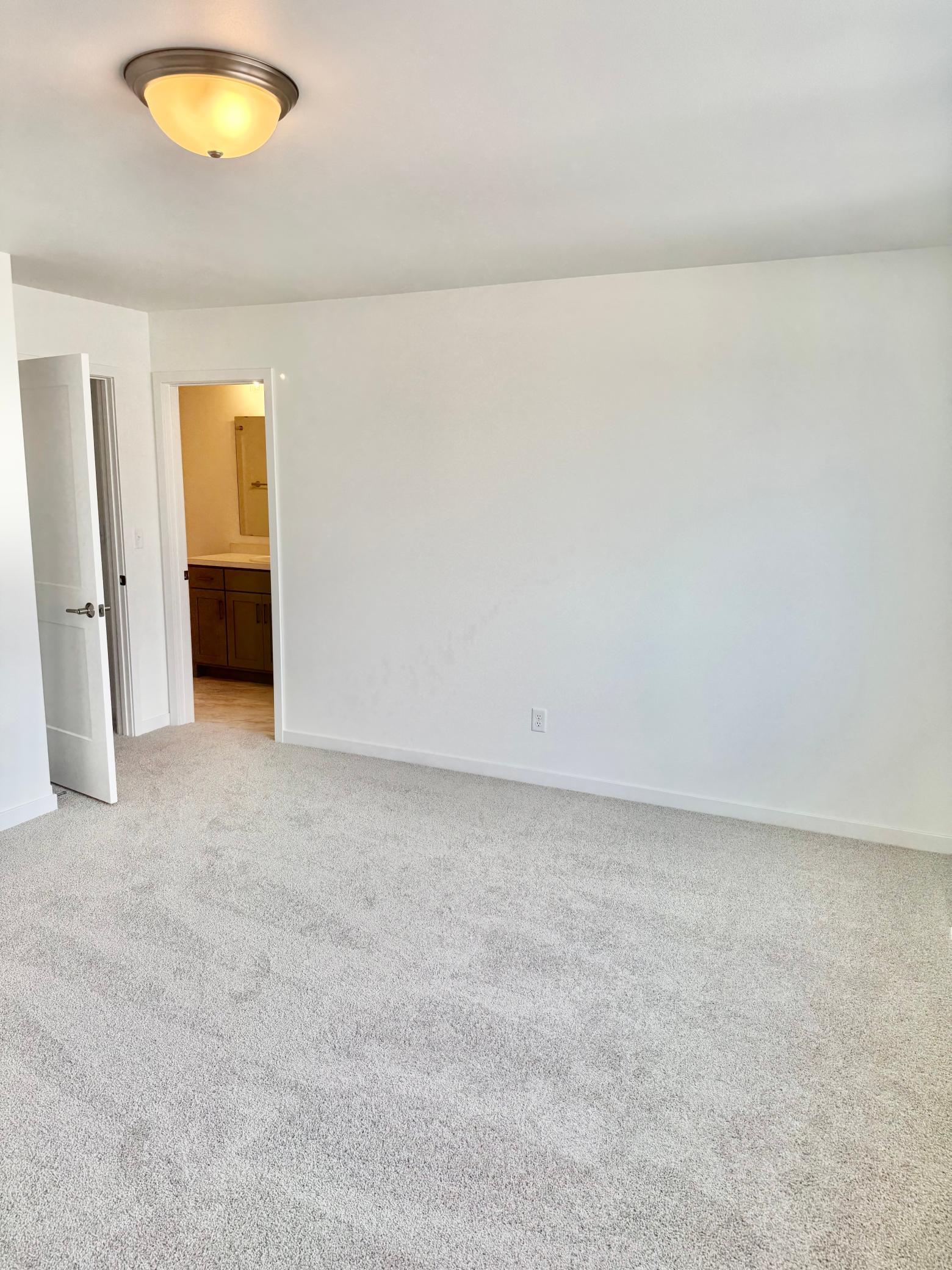 2026 single family home for sale at 6781 30 Street S in Fargo, ND — 3 bed, 3 bath (photo 17 of 29)