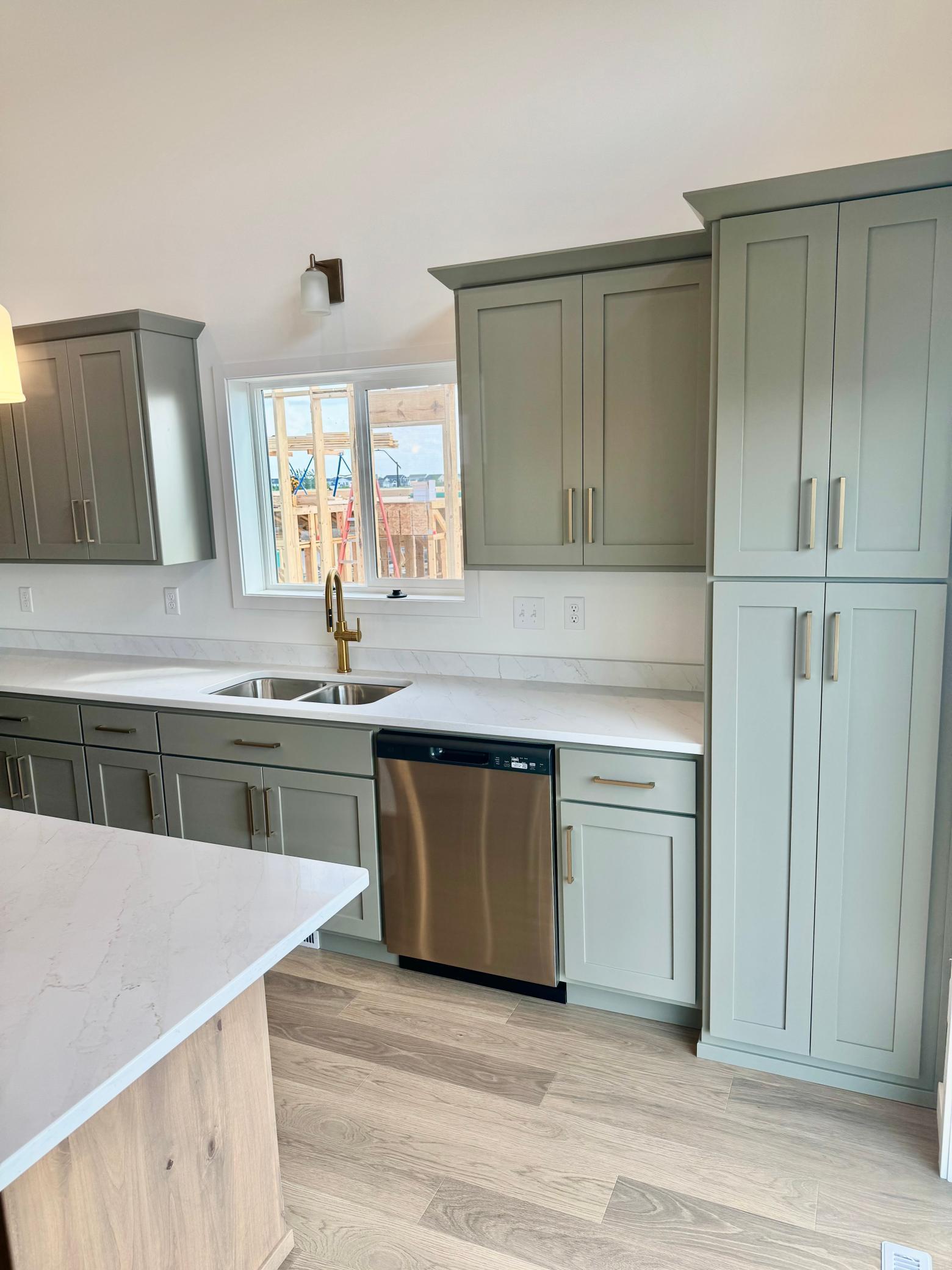 2026 single family home for sale at 6781 30 Street S in Fargo, ND — 3 bed, 3 bath (photo 6 of 29)
