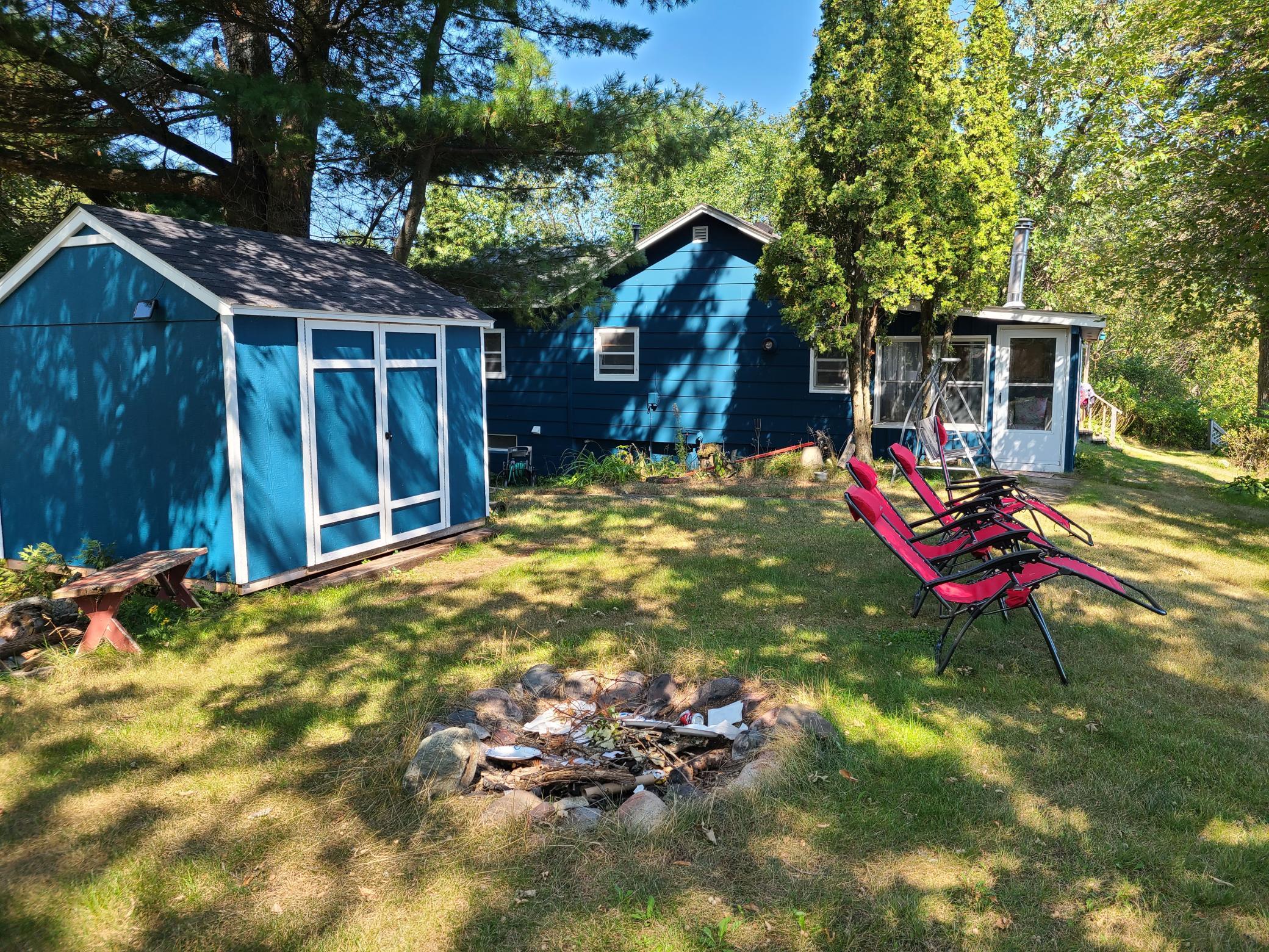 1946 single family home for sale at 21504 Pike Avenue in Aitkin, MN — 2 bed, 1 bath (photo 3 of 13)