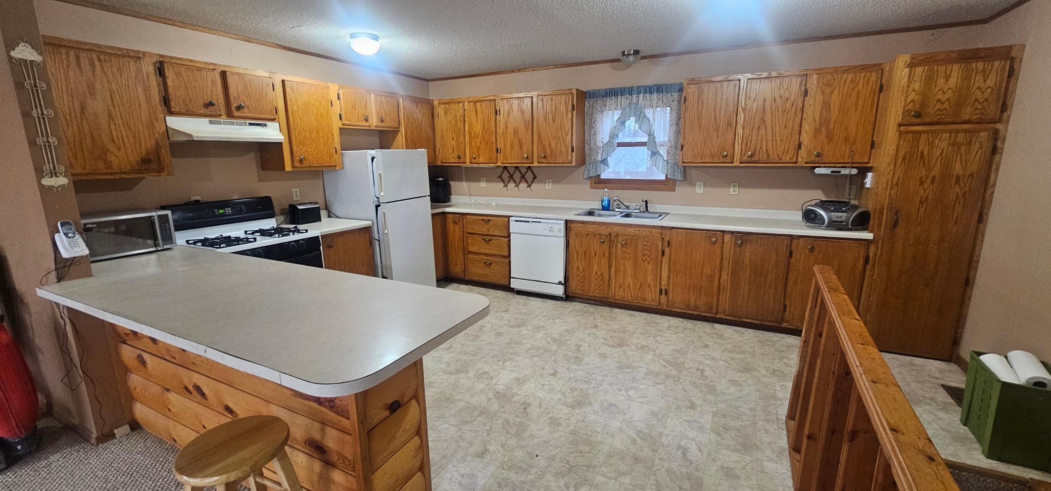 18492 Raymond Drive SE, Cass Lake MN 56633 - Photo 17 of 52