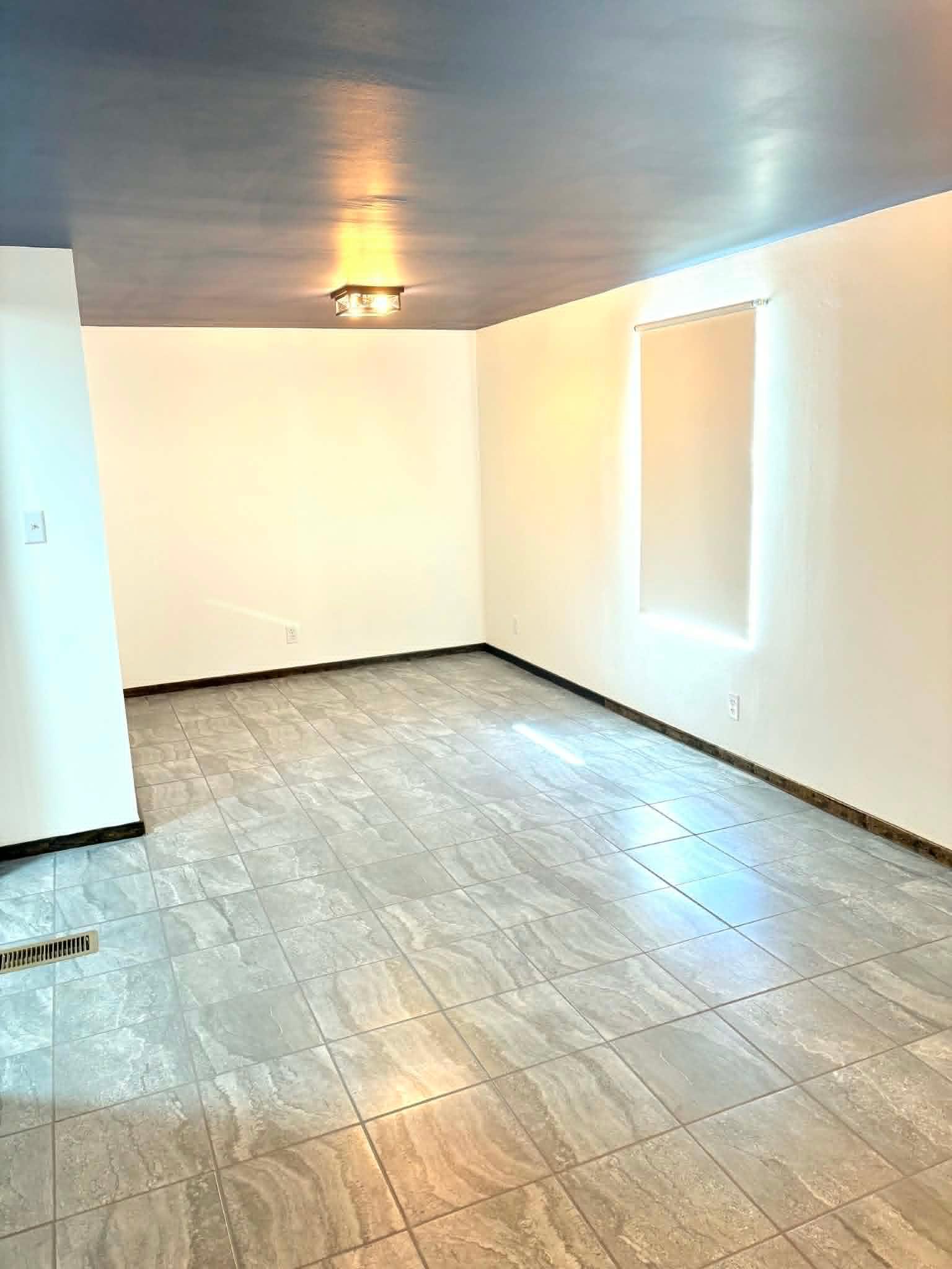 1994 single family home for sale at 302 Anderson Street in Strandquist, MN — 2 bed, 2 bath (photo 11 of 18)