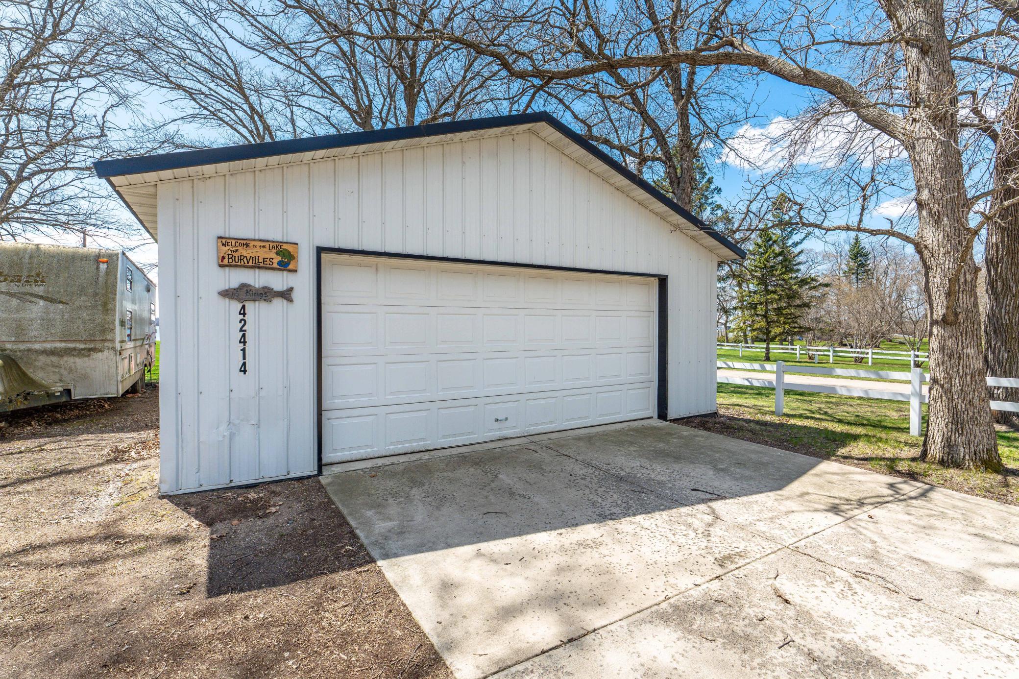 1955 single family home for sale at 42414 Sunset Hill Road in Battle Lake, MN — 2 bed, 1 bath (photo 11 of 68)