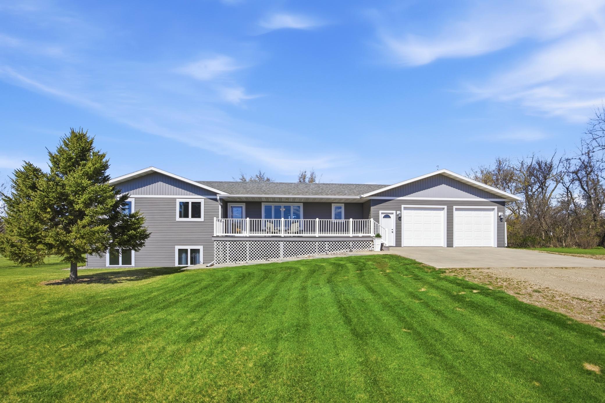 1998 single family home for sale at 5083 104th Avenue SE in Litchville, ND — 5 bed, 3 bath (photo 2 of 87)