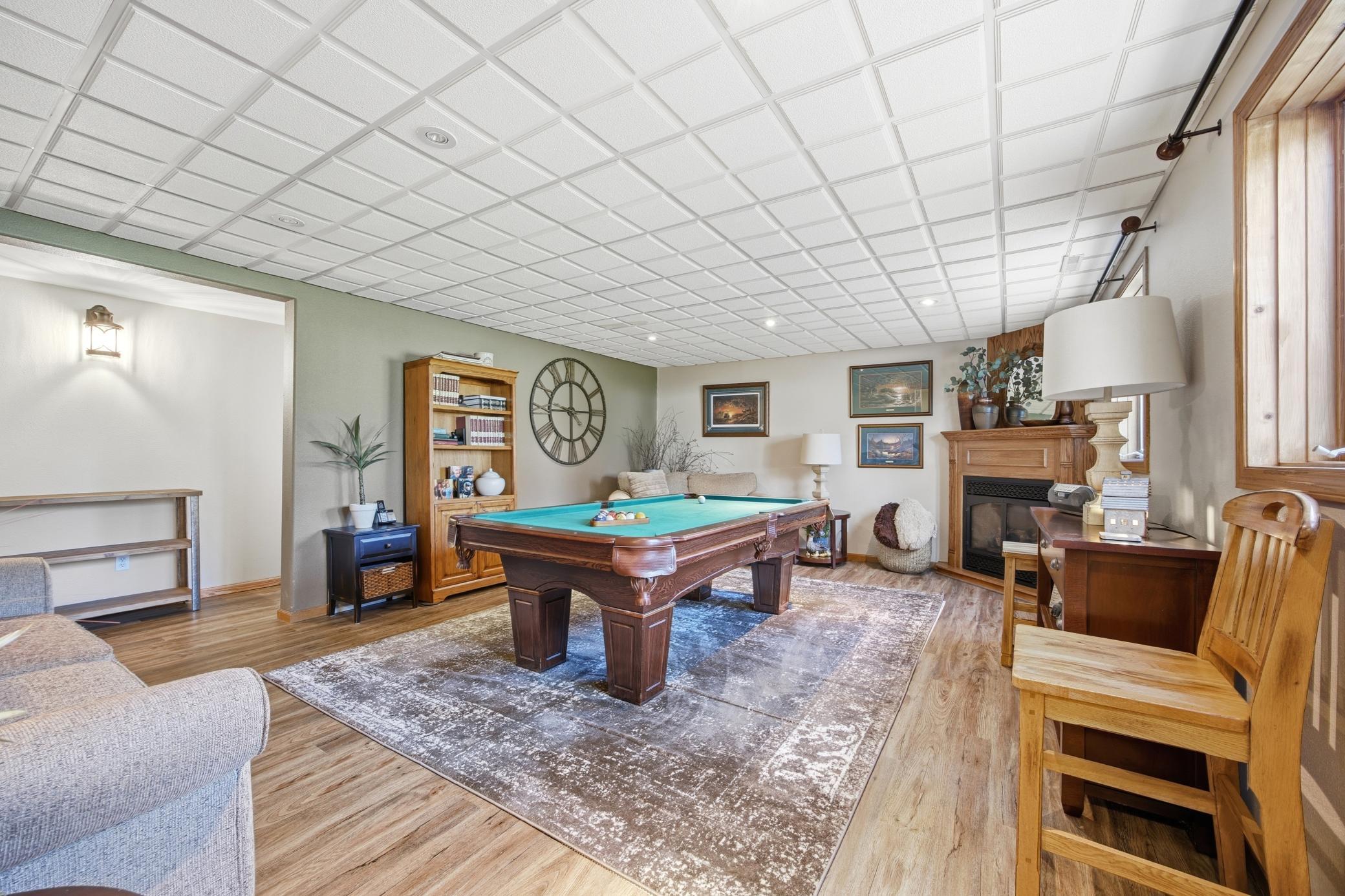 1998 single family home for sale at 5083 104th Avenue SE in Litchville, ND — 5 bed, 3 bath (photo 38 of 87)