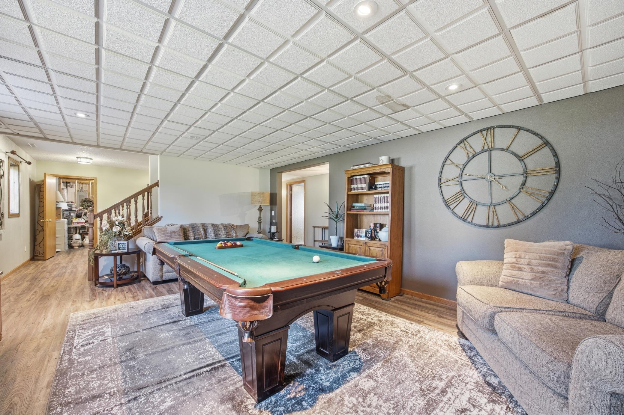 1998 single family home for sale at 5083 104th Avenue SE in Litchville, ND — 5 bed, 3 bath (photo 40 of 87)