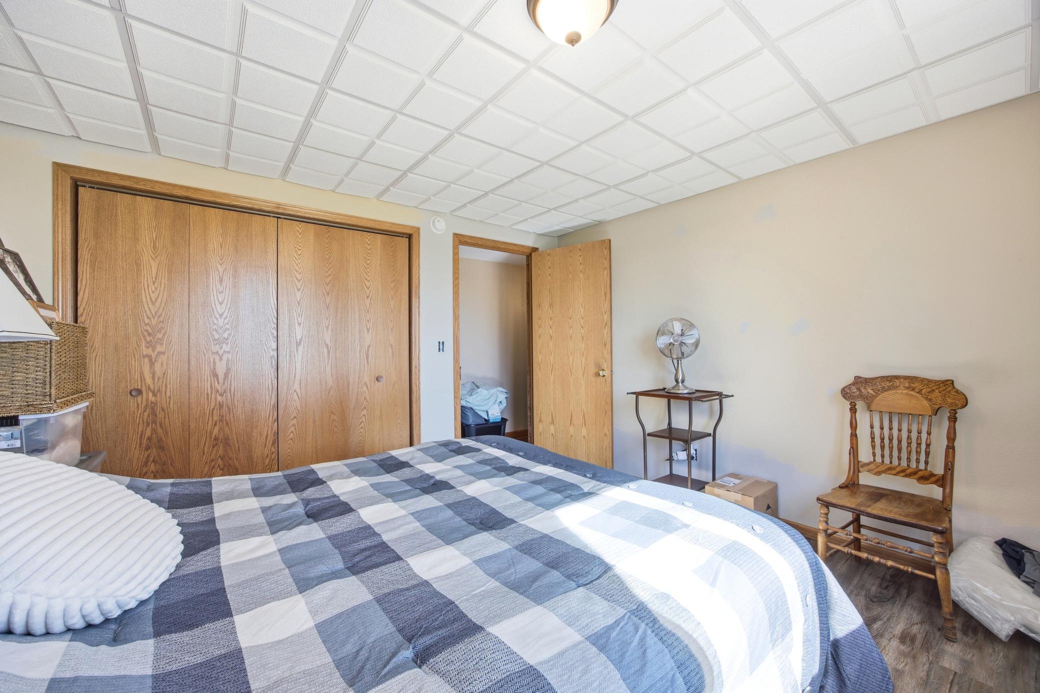 1998 single family home for sale at 5083 104th Avenue SE in Litchville, ND — 5 bed, 3 bath (photo 44 of 87)