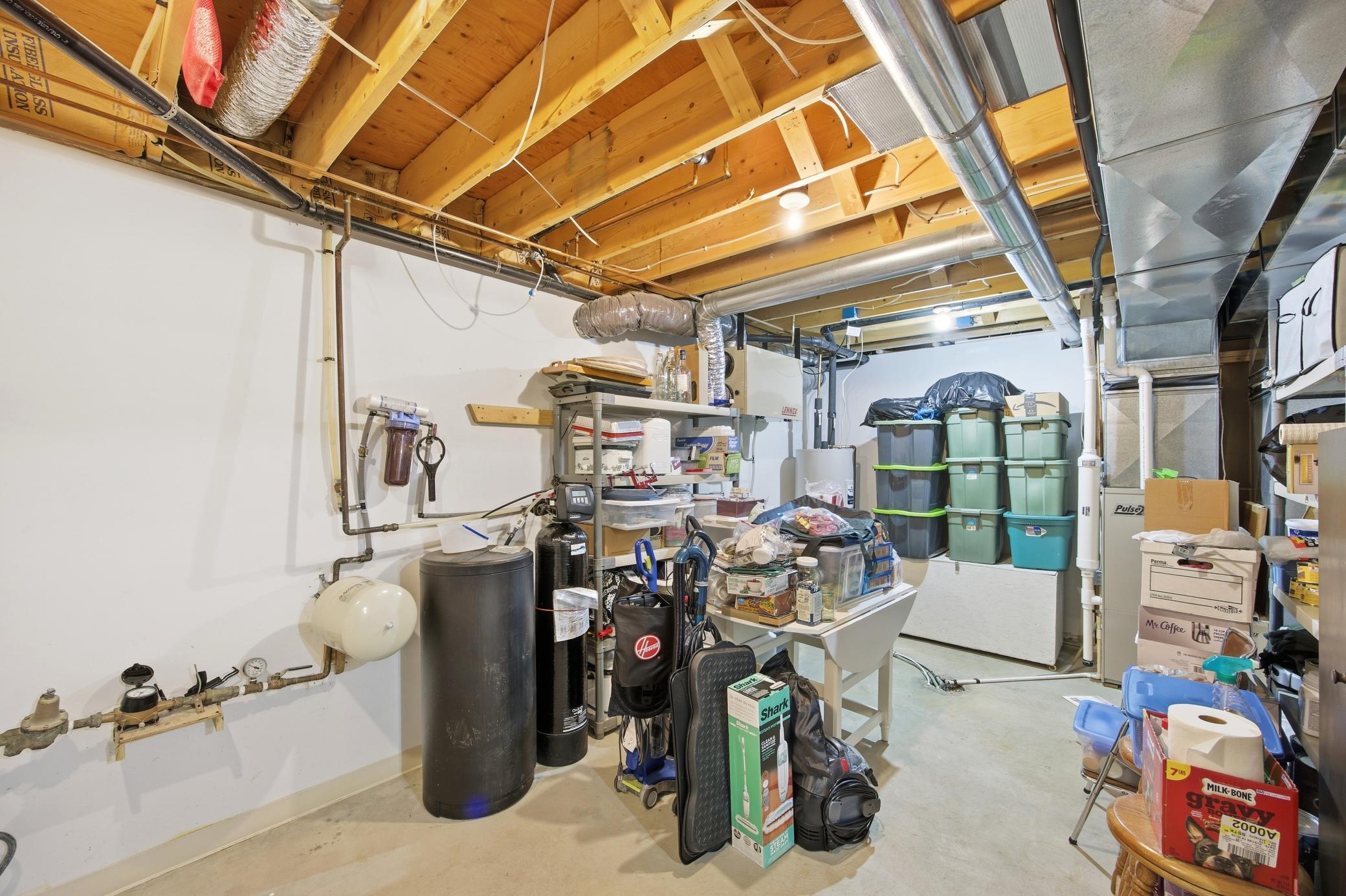 1998 single family home for sale at 5083 104th Avenue SE in Litchville, ND — 5 bed, 3 bath (photo 49 of 87)