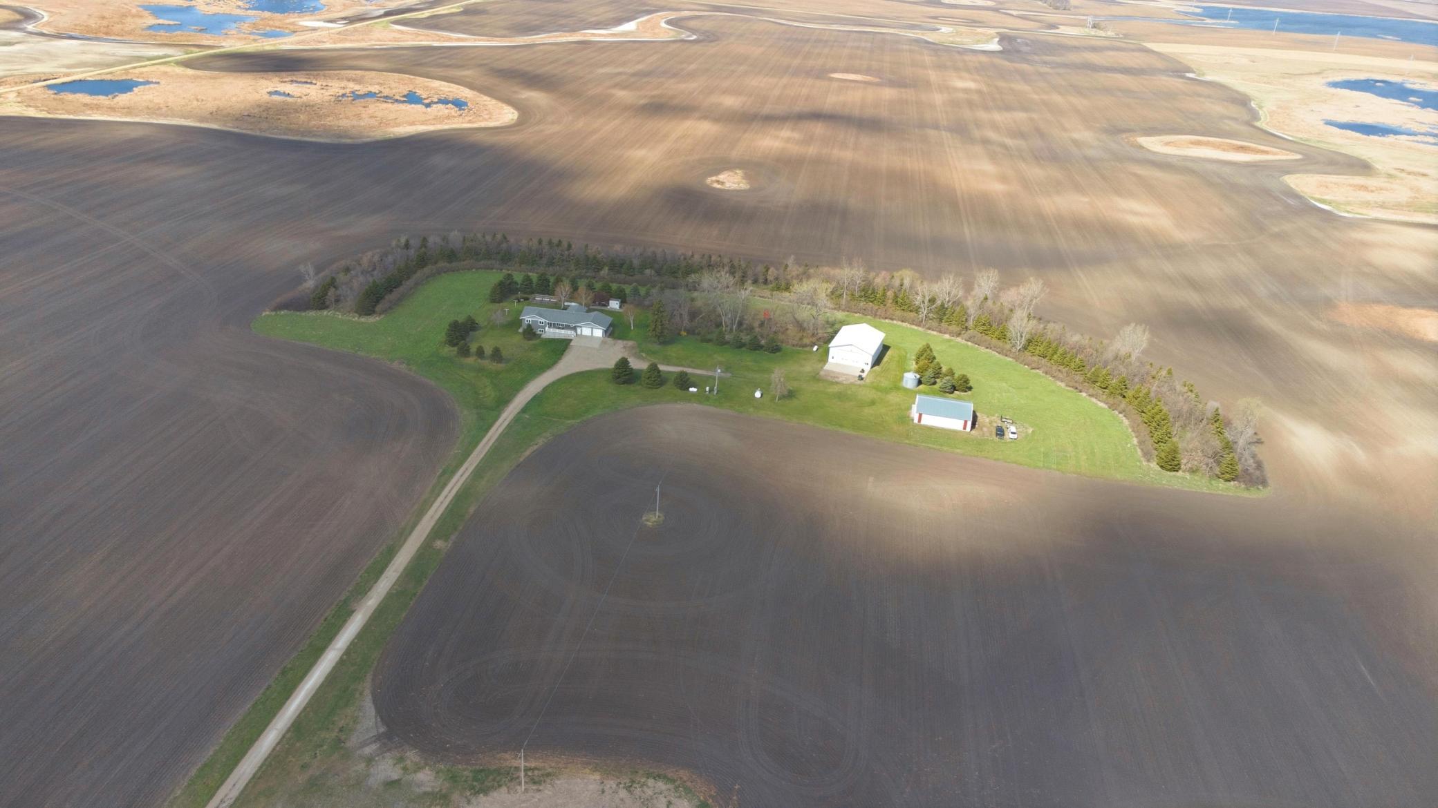 1998 single family home for sale at 5083 104th Avenue SE in Litchville, ND — 5 bed, 3 bath (photo 87 of 87)