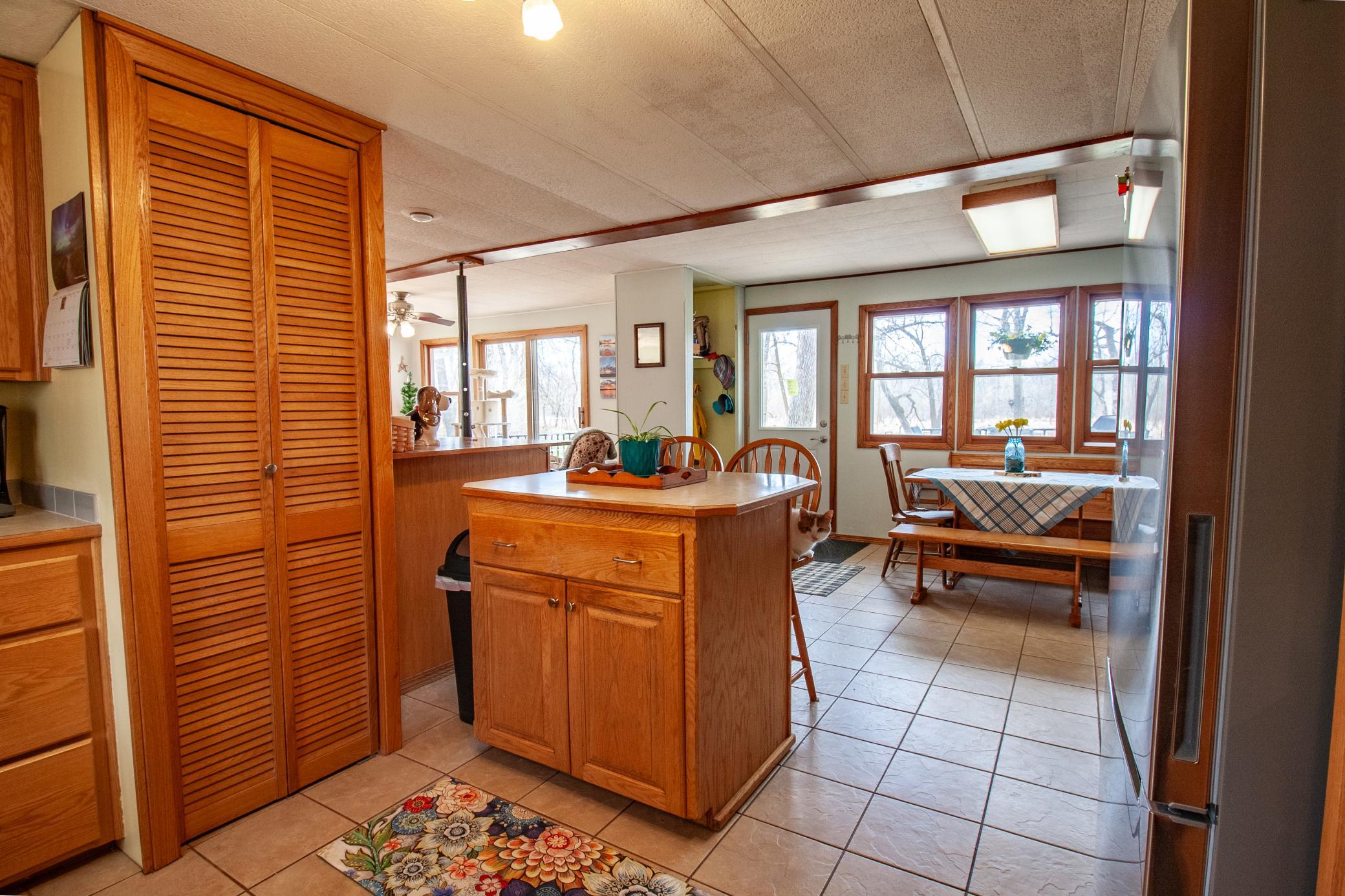 1970 single family home for sale at 39511 460th Avenue in Perham, MN — 3 bed, 1 bath (photo 18 of 72)