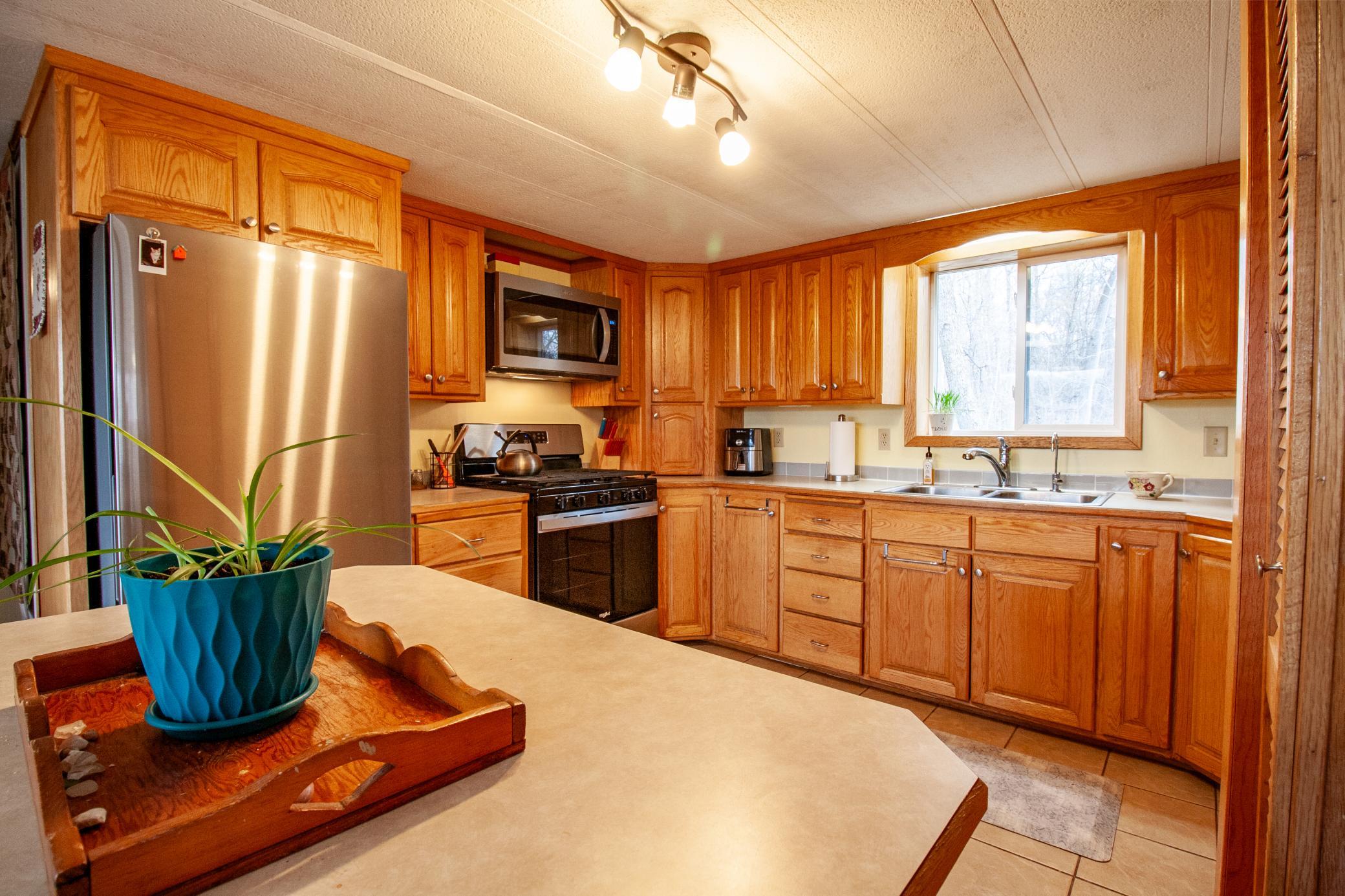1970 single family home for sale at 39511 460th Avenue in Perham, MN — 3 bed, 1 bath (photo 19 of 72)
