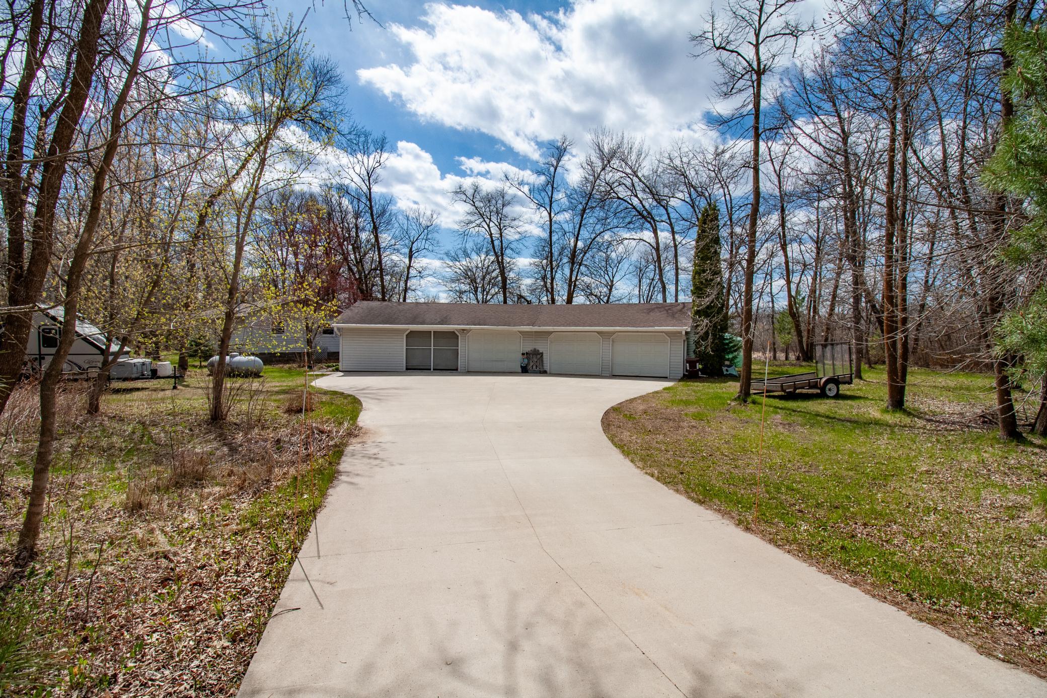 1970 single family home for sale at 39511 460th Avenue in Perham, MN — 3 bed, 1 bath (photo 32 of 72)