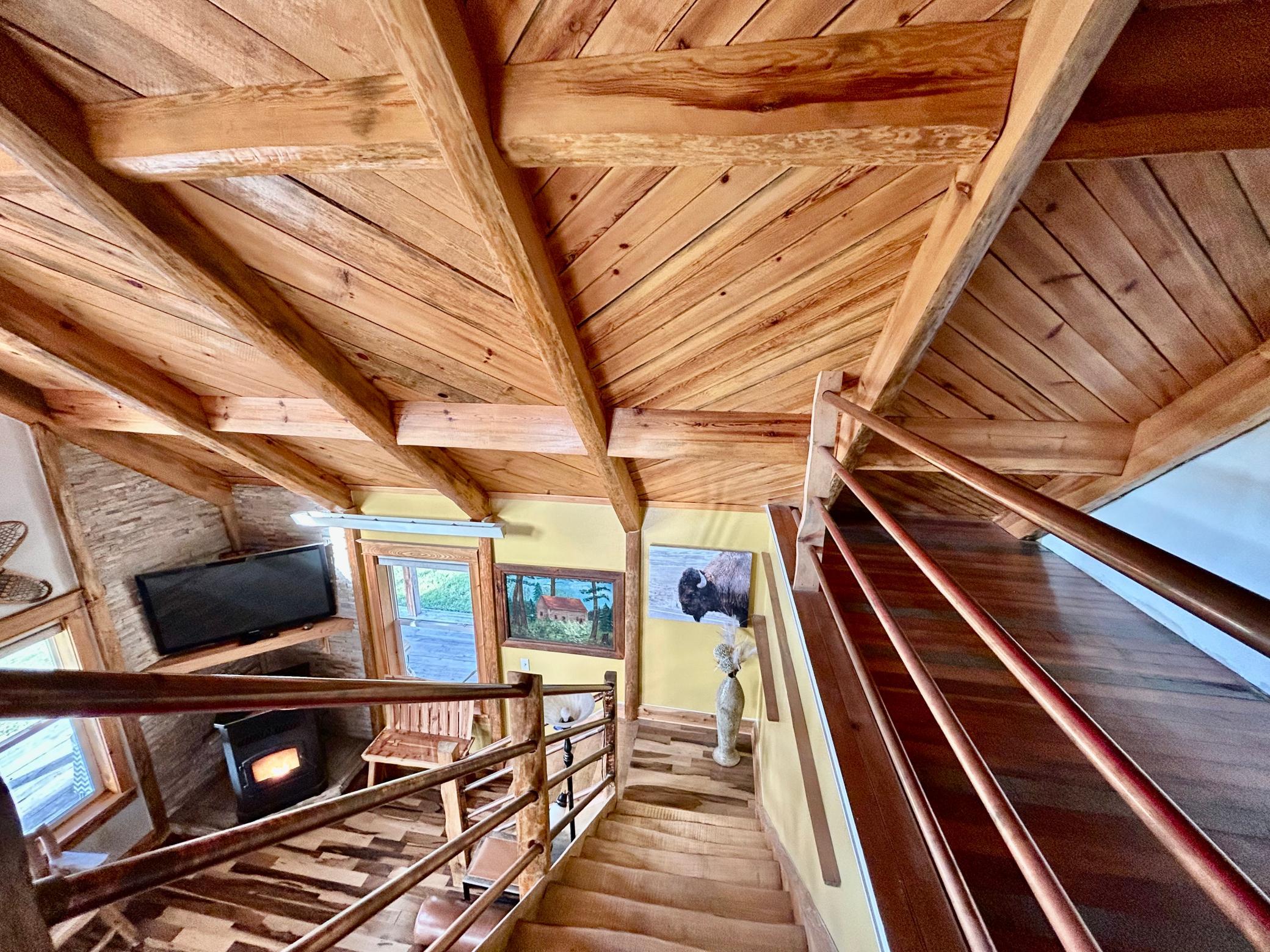 2020 single family home for sale at 305 Oak Street in Hastings, ND — 1 bed, 3 bath (photo 34 of 48)