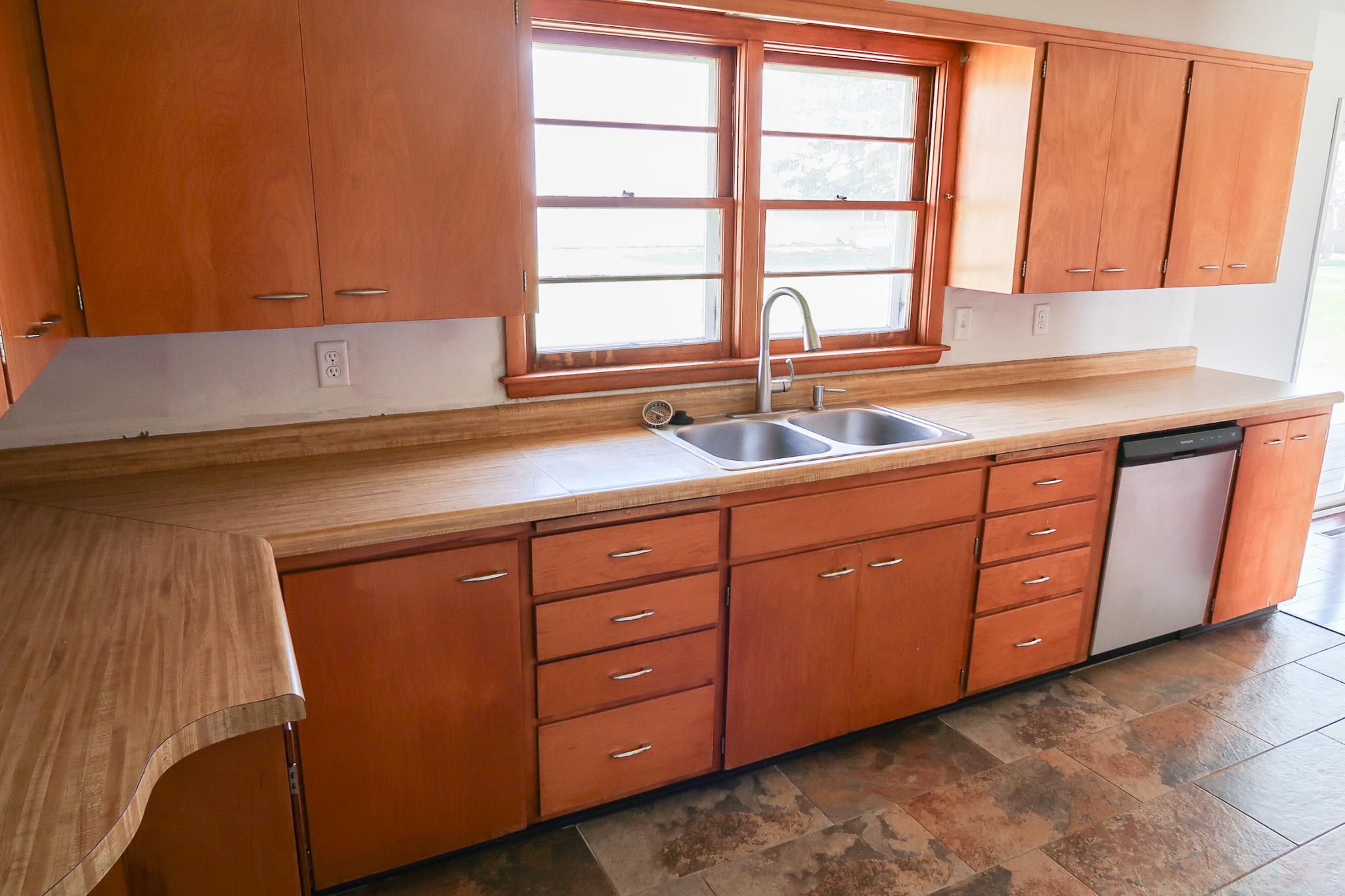 1954 single family home for sale at 308 4th Street E in Ada, MN — 3 bed, 1 bath (photo 15 of 36)