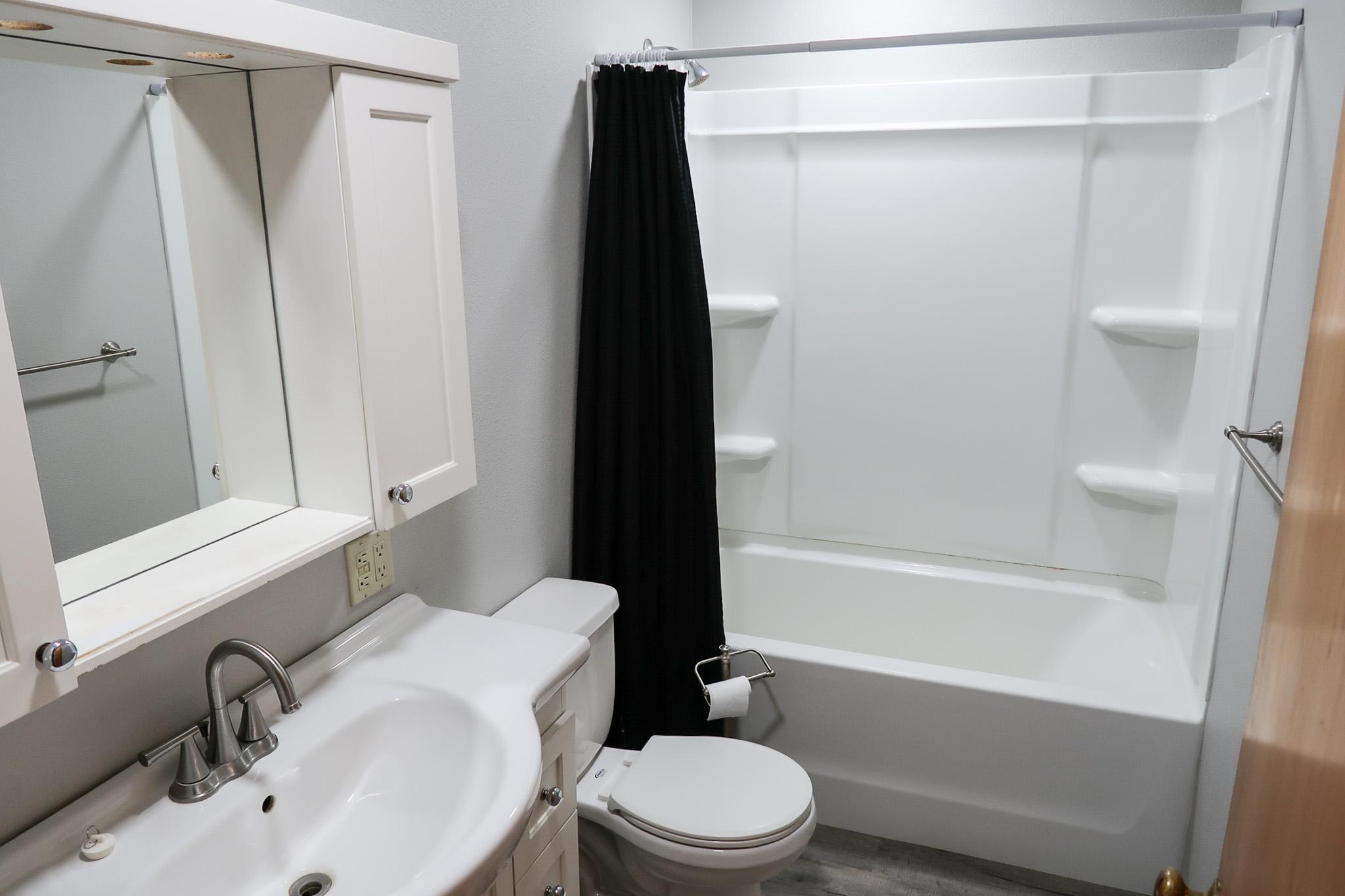 1954 single family home for sale at 308 4th Street E in Ada, MN — 3 bed, 1 bath (photo 25 of 36)