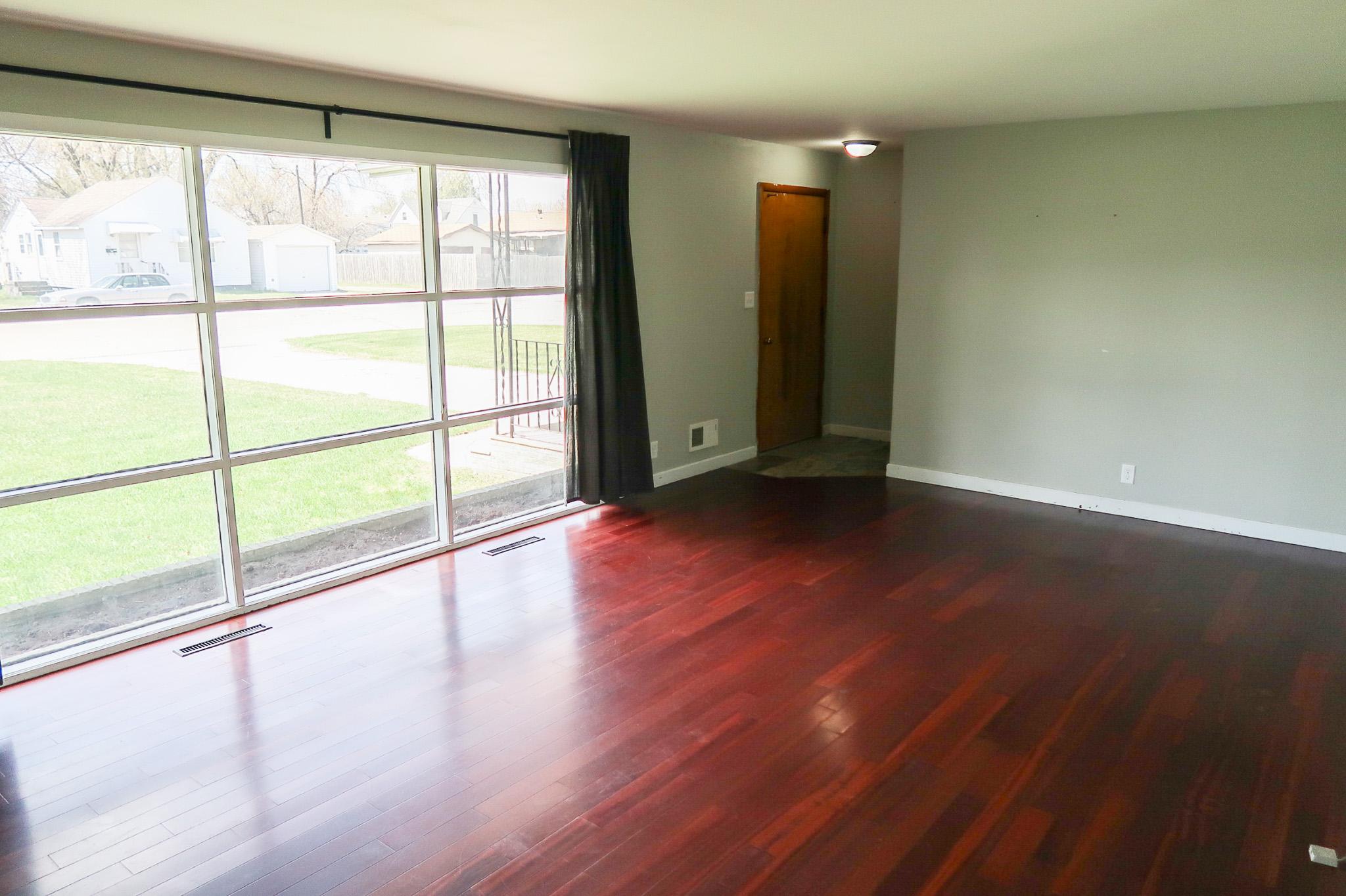 1954 single family home for sale at 308 4th Street E in Ada, MN — 3 bed, 1 bath (photo 6 of 36)