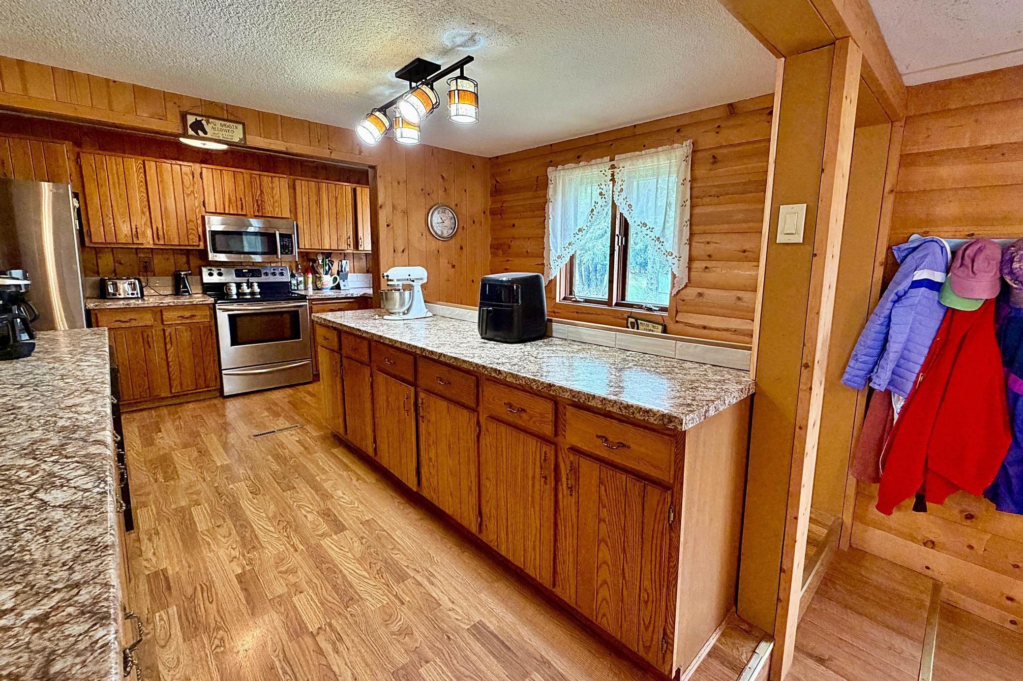 1967 single family home for sale at 31900 293rd Street in Aitkin, MN — 3 bed, 1 bath (photo 11 of 32)
