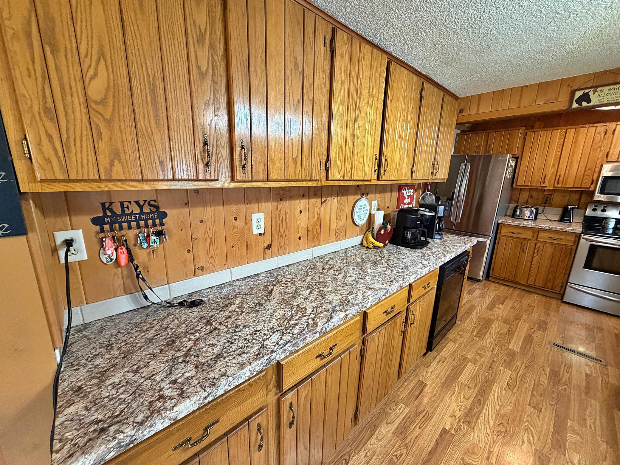 1967 single family home for sale at 31900 293rd Street in Aitkin, MN — 3 bed, 1 bath (photo 10 of 32)