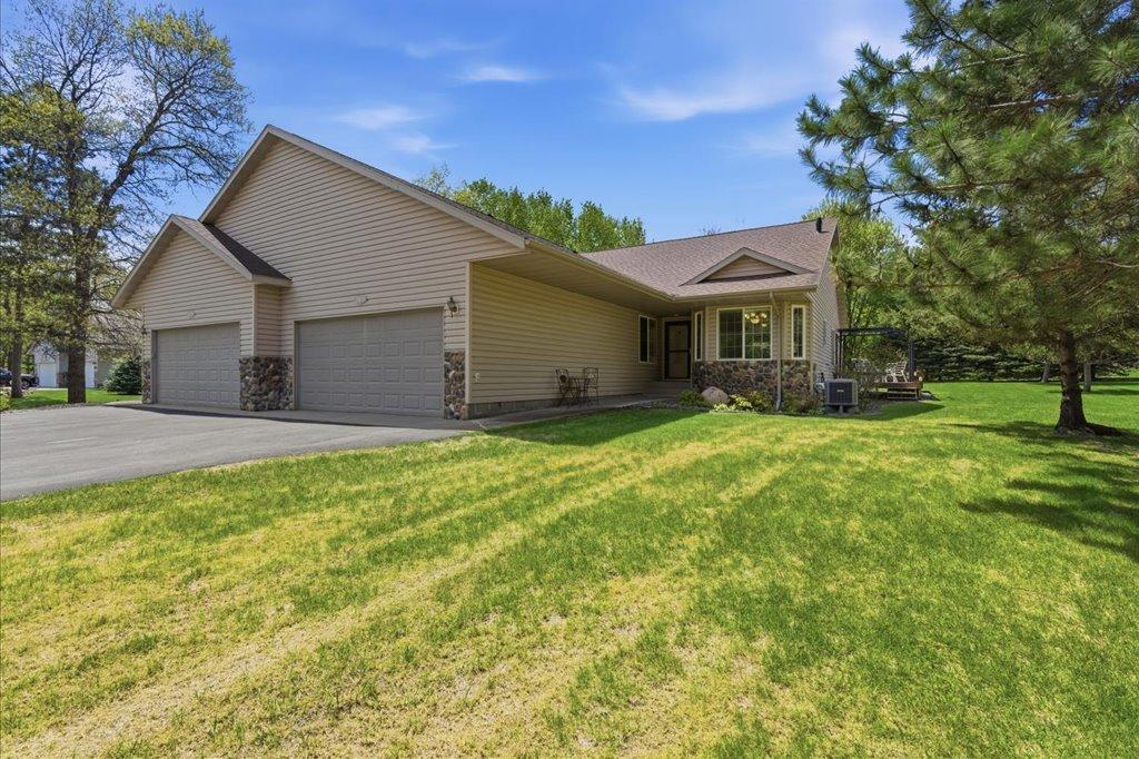 2001 twin home for sale at 24175 White Pine Drive in Nisswa, MN — 2 bed, 2 bath (photo 2 of 29)
