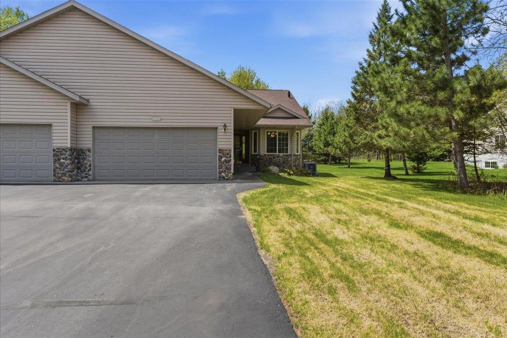 2001 twin home for sale at 24175 White Pine Drive in Nisswa, MN — 2 bed, 2 bath (photo 21 of 29)