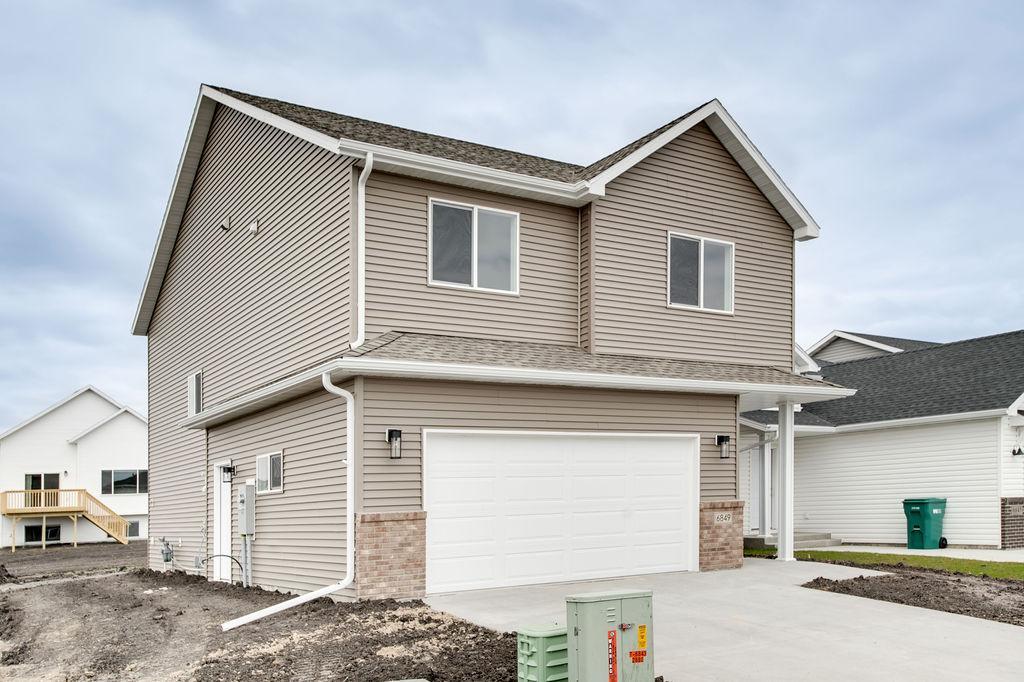 6826 Selkirk Drive S, Fargo ND 58104 - Photo 26 of 27