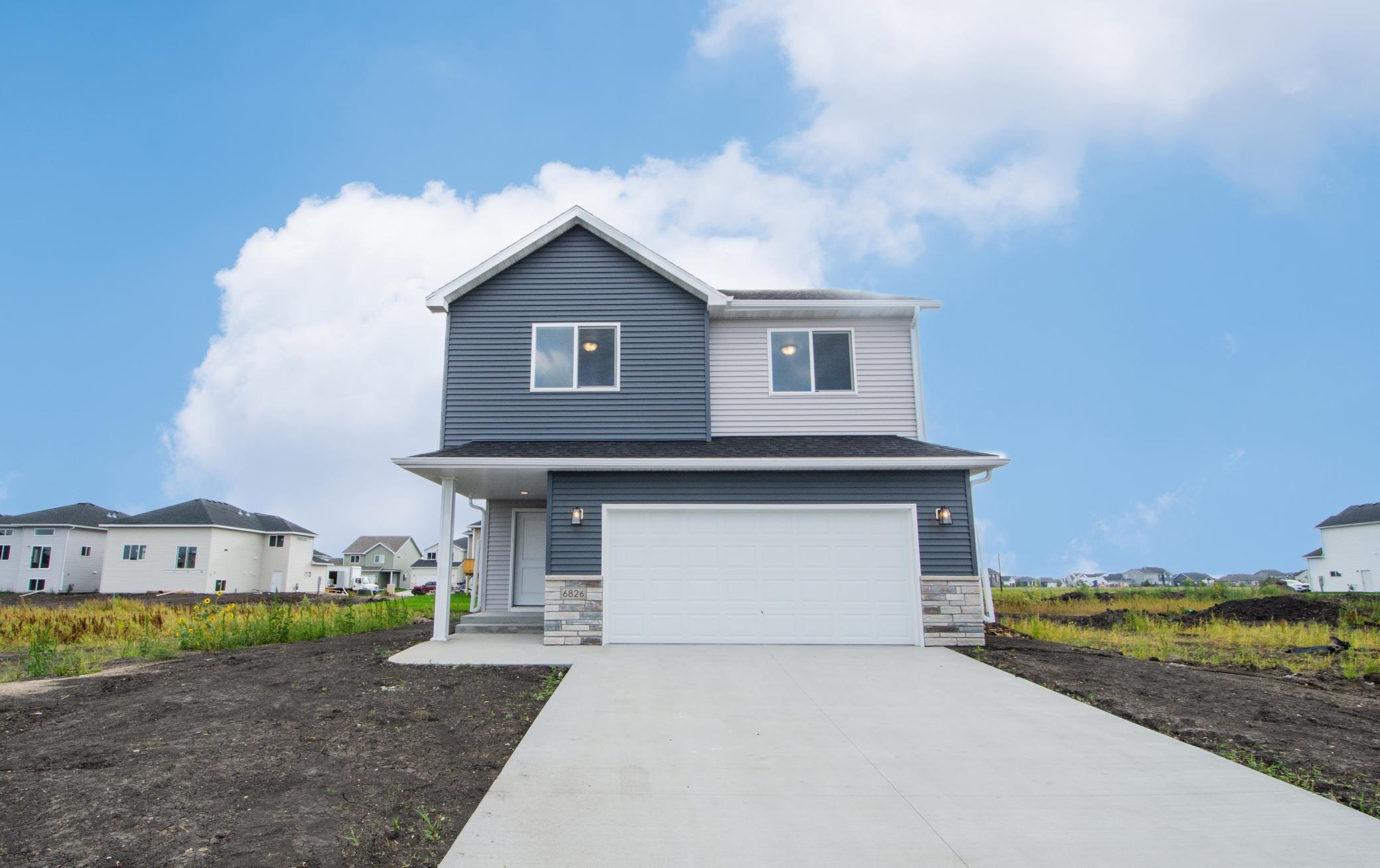 2026 single family home for sale at 6826 Selkirk Drive S in Fargo, ND — 3 bed, 3 bath