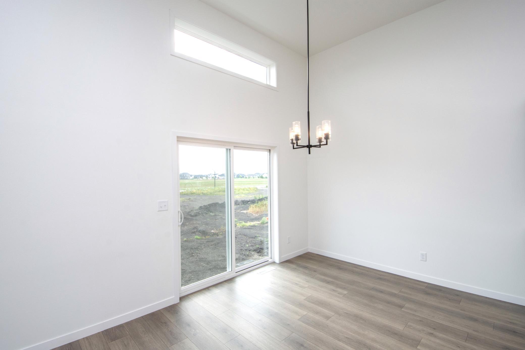 2026 single family home for sale at 6826 Selkirk Drive S in Fargo, ND — 3 bed, 3 bath (photo 12 of 34)