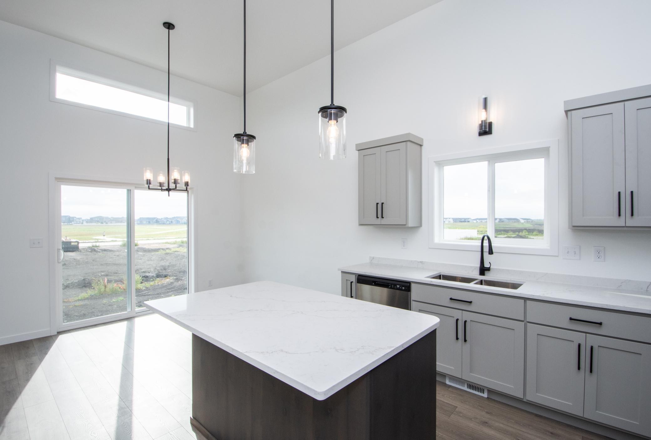 2026 single family home for sale at 6826 Selkirk Drive S in Fargo, ND — 3 bed, 3 bath (photo 14 of 34)