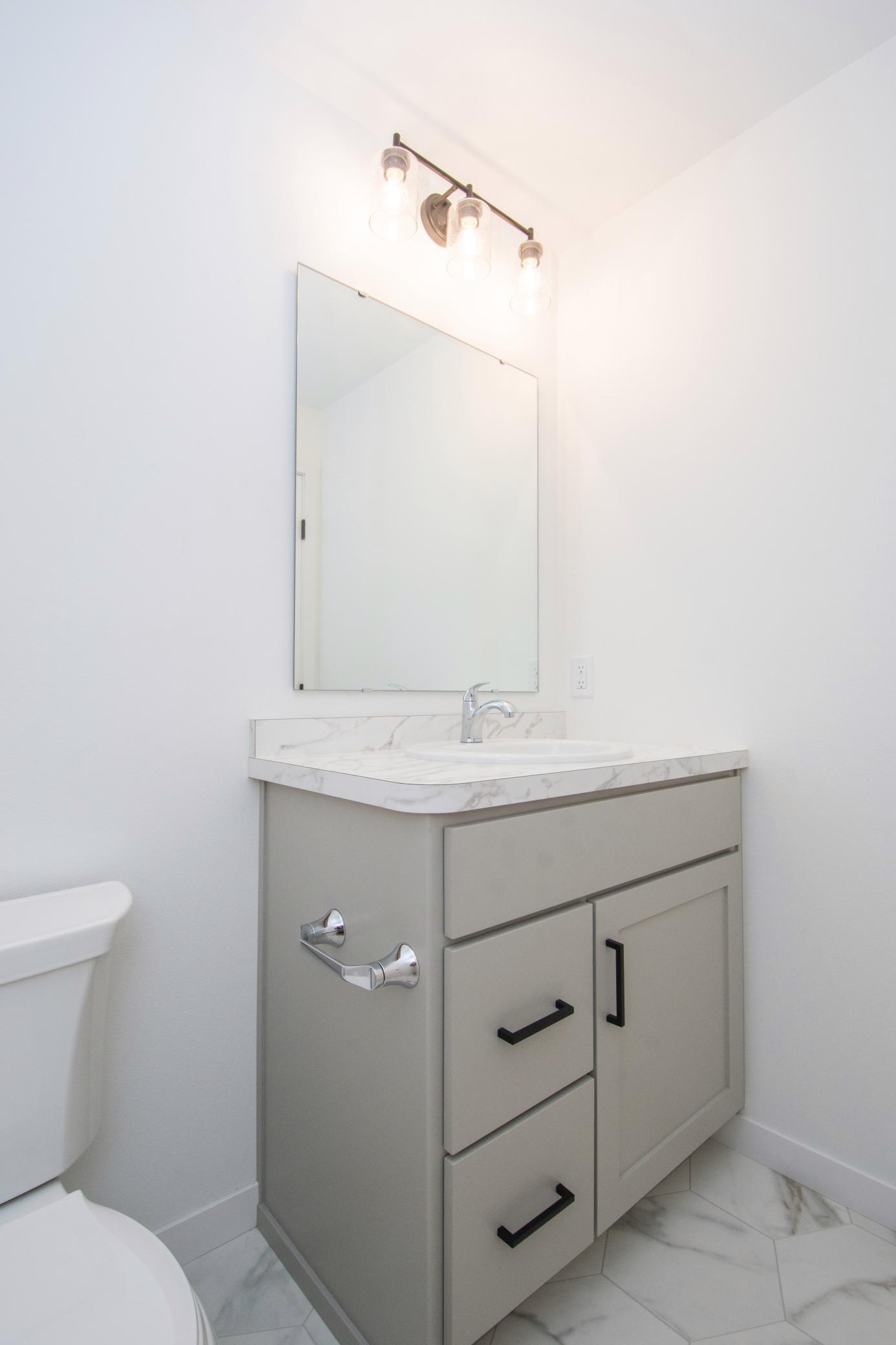 2026 single family home for sale at 6826 Selkirk Drive S in Fargo, ND — 3 bed, 3 bath (photo 29 of 34)