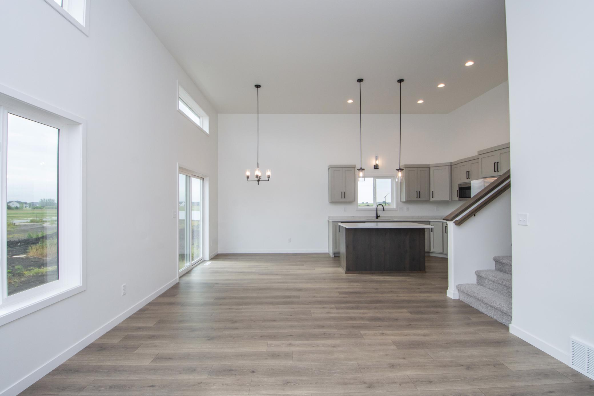 2026 single family home for sale at 6826 Selkirk Drive S in Fargo, ND — 3 bed, 3 bath (photo 9 of 34)