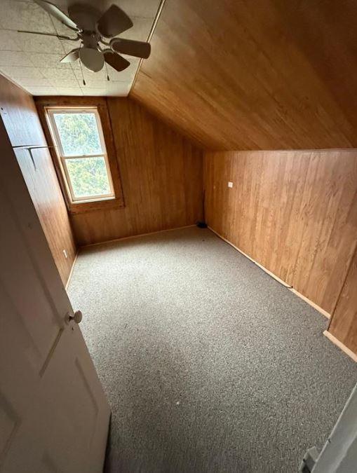 1898 single family home for sale at 308 W 3rd Street in Argyle, MN — 4 bed, 1 bath (photo 10 of 14)