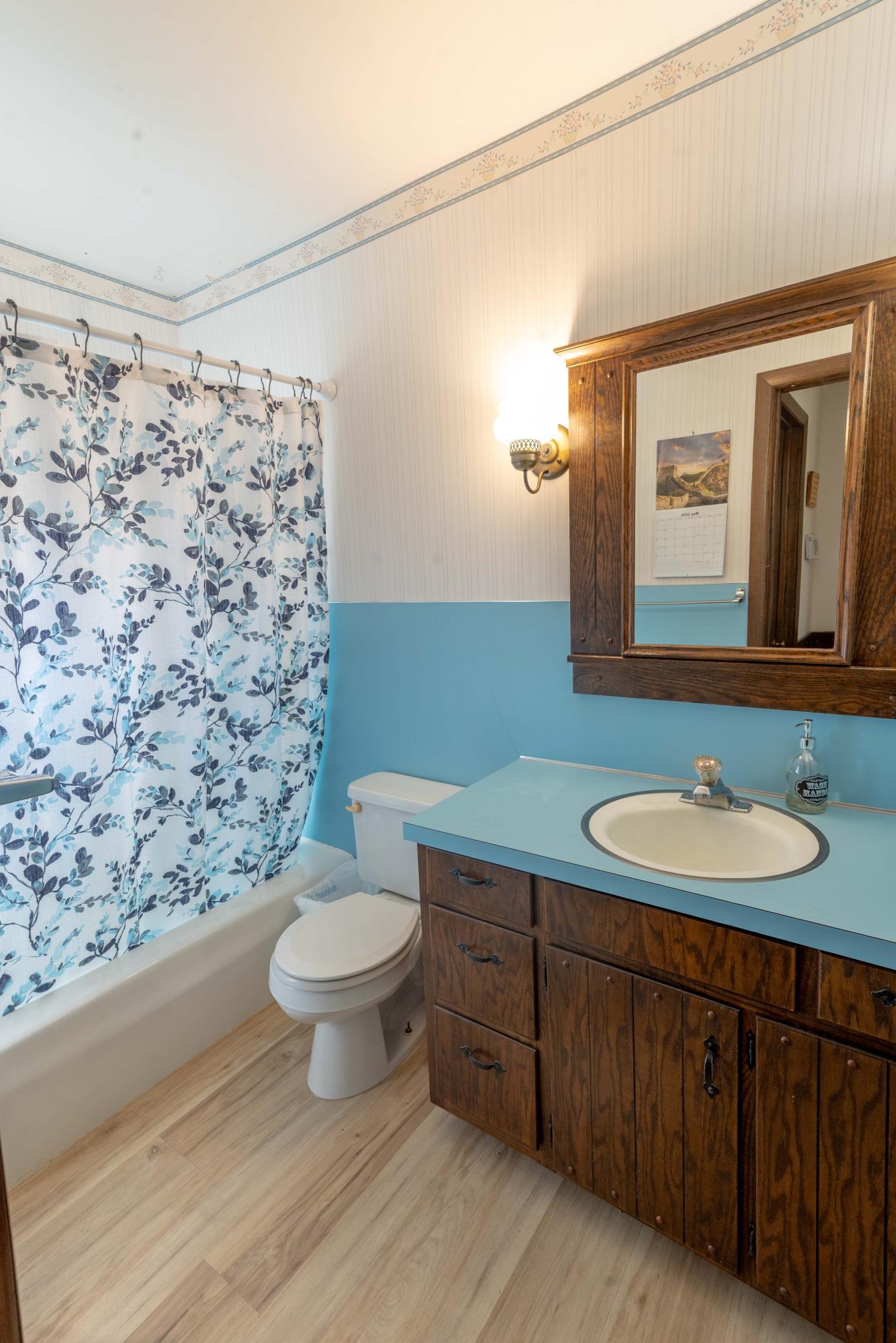 1970 single family home for sale at 17409 Highland Drive in Detroit Lakes, MN — 3 bed, 3 bath (photo 17 of 35)
