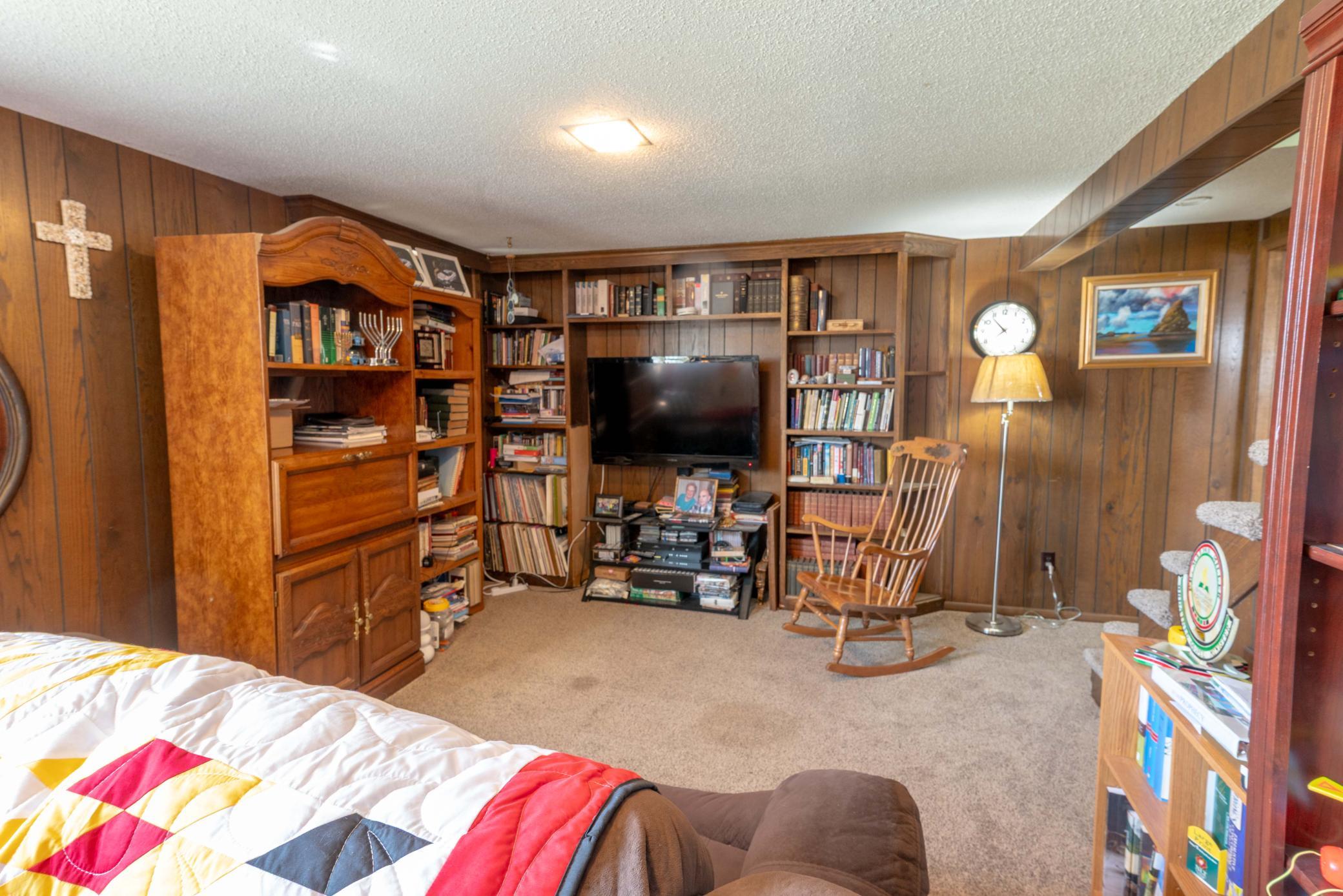 1970 single family home for sale at 17409 Highland Drive in Detroit Lakes, MN — 3 bed, 3 bath (photo 25 of 35)