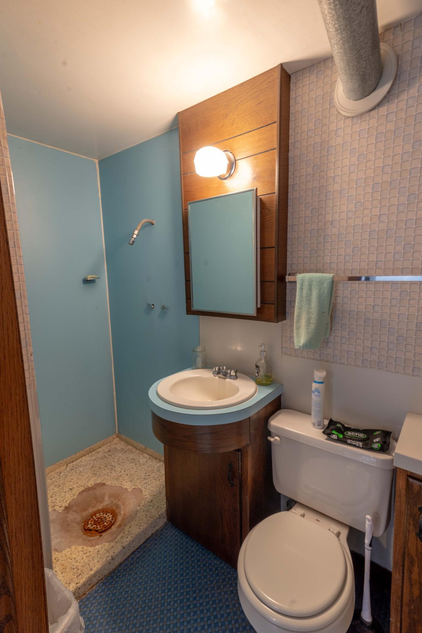 1970 single family home for sale at 17409 Highland Drive in Detroit Lakes, MN — 3 bed, 3 bath (photo 27 of 35)