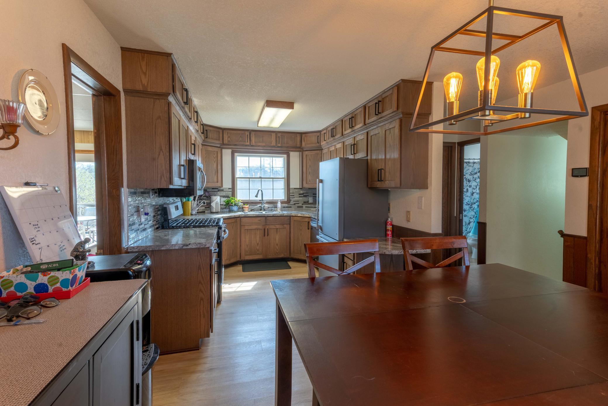 1970 single family home for sale at 17409 Highland Drive in Detroit Lakes, MN — 3 bed, 3 bath (photo 8 of 35)