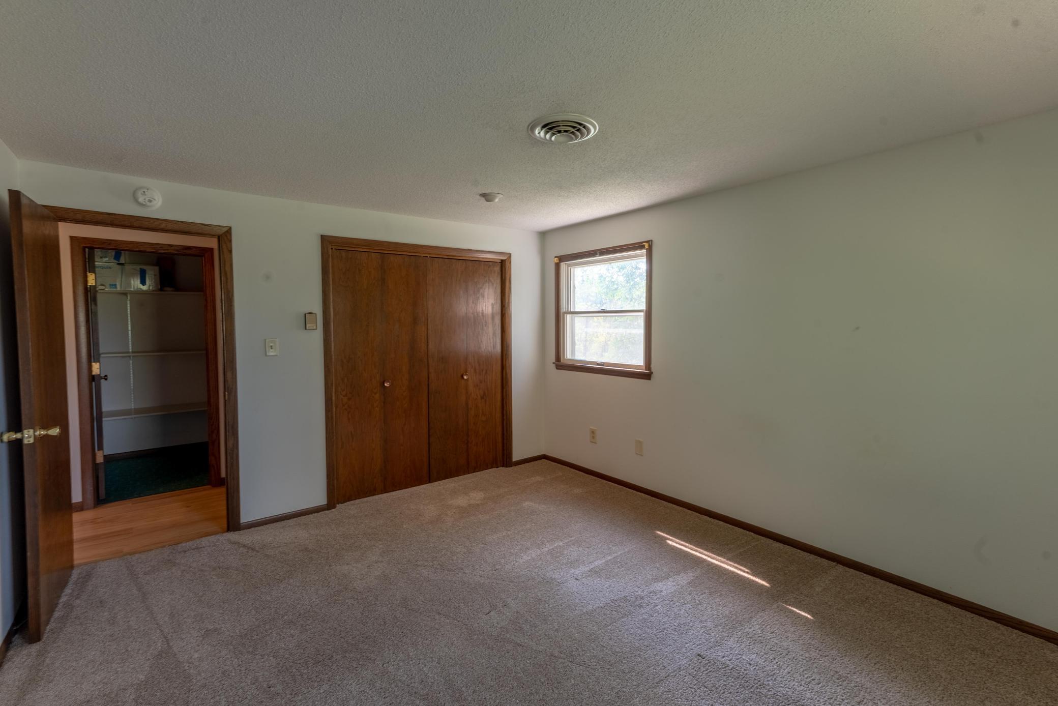 1970 single family home for sale at 17409 Highland Drive in Detroit Lakes, MN — 3 bed, 3 bath (photo 19 of 32)