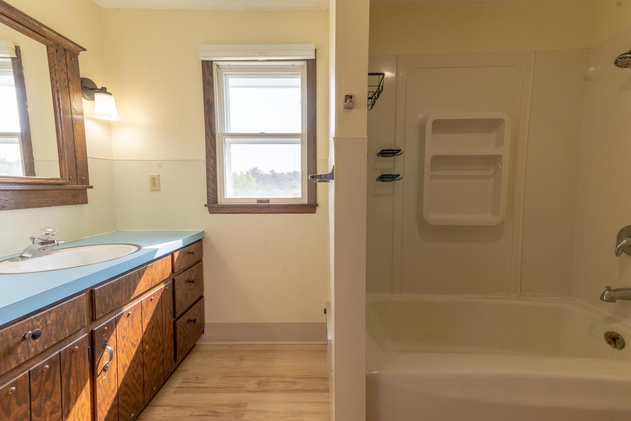 1970 single family home for sale at 17409 Highland Drive in Detroit Lakes, MN — 3 bed, 3 bath (photo 22 of 32)