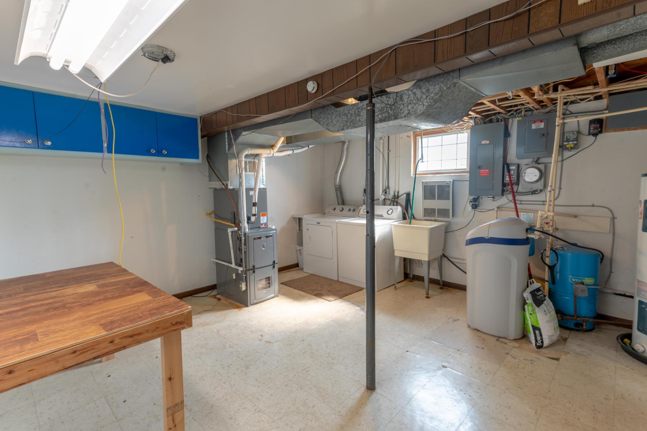 1970 single family home for sale at 17409 Highland Drive in Detroit Lakes, MN — 3 bed, 3 bath (photo 24 of 32)