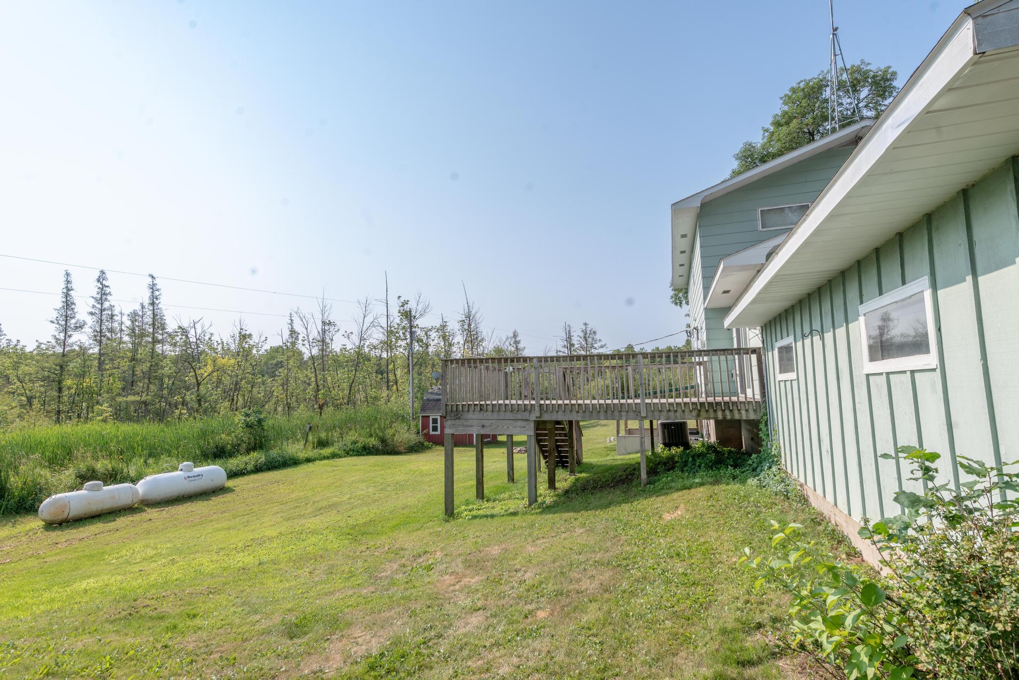 1970 single family home for sale at 17409 Highland Drive in Detroit Lakes, MN — 3 bed, 3 bath (photo 4 of 32)