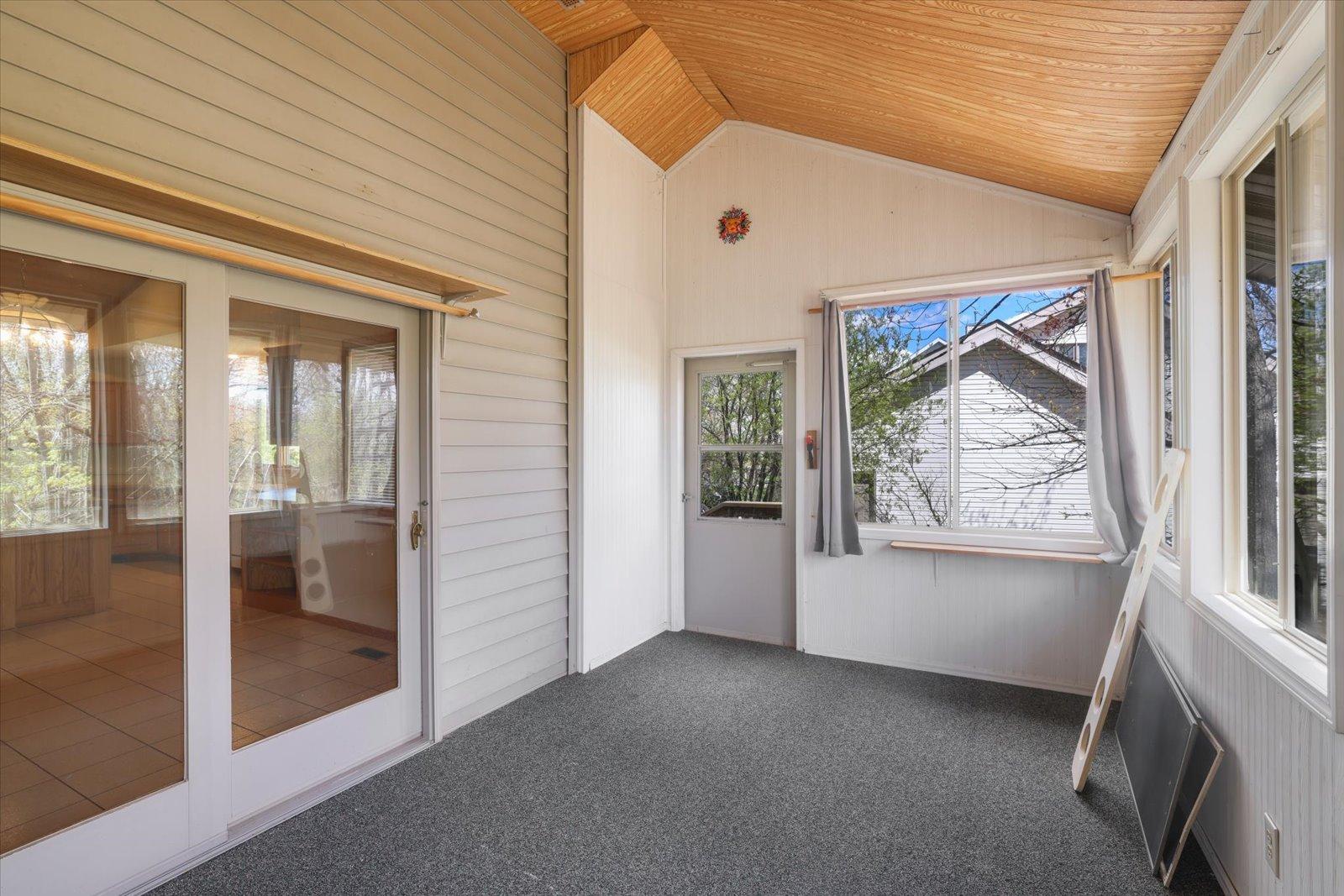 1996 single family home for sale at 127 Eagle Drive in Coleraine, MN — 3 bed, 2 bath (photo 11 of 26)