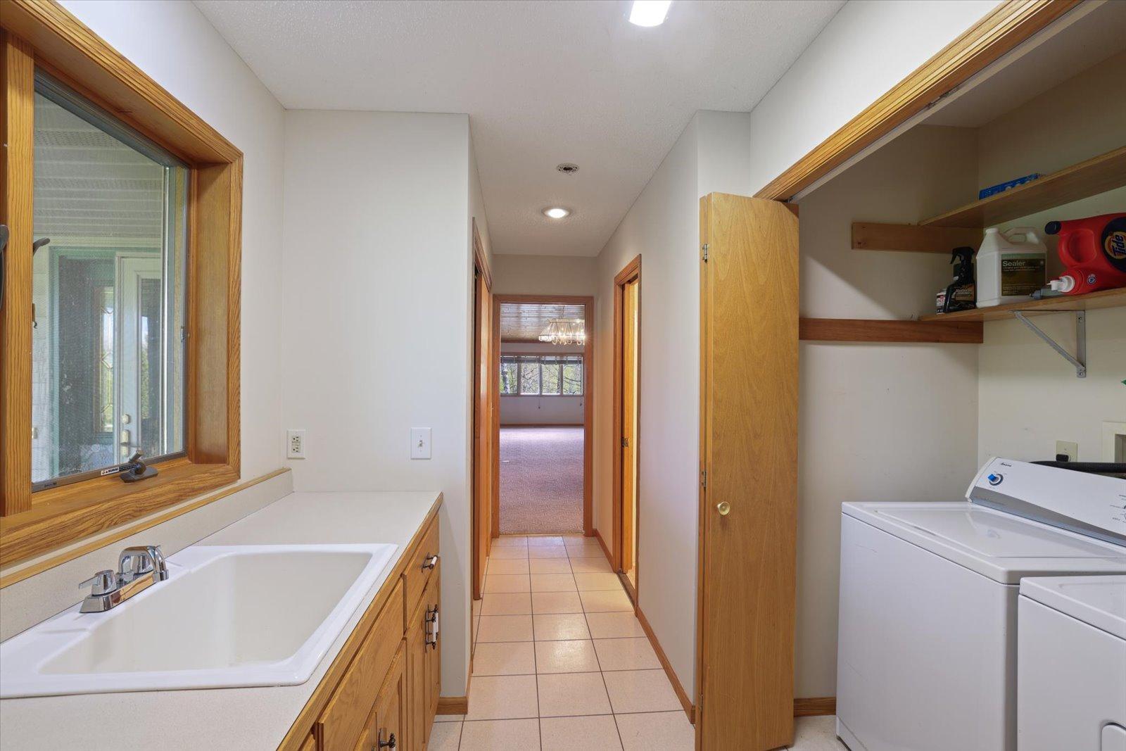 1996 single family home for sale at 127 Eagle Drive in Coleraine, MN — 3 bed, 2 bath (photo 21 of 26)