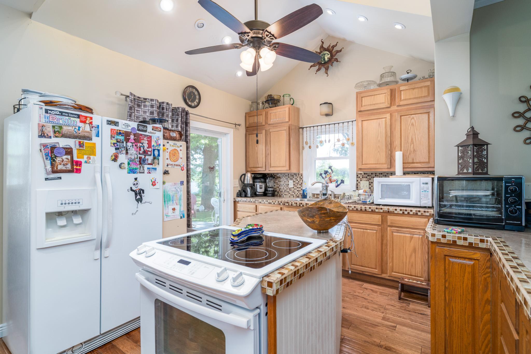 1900 single family home for sale at 22736 370th Ave. SE (CR 41) SE in Erskine, MN — 4 bed, 2 bath (photo 8 of 28)