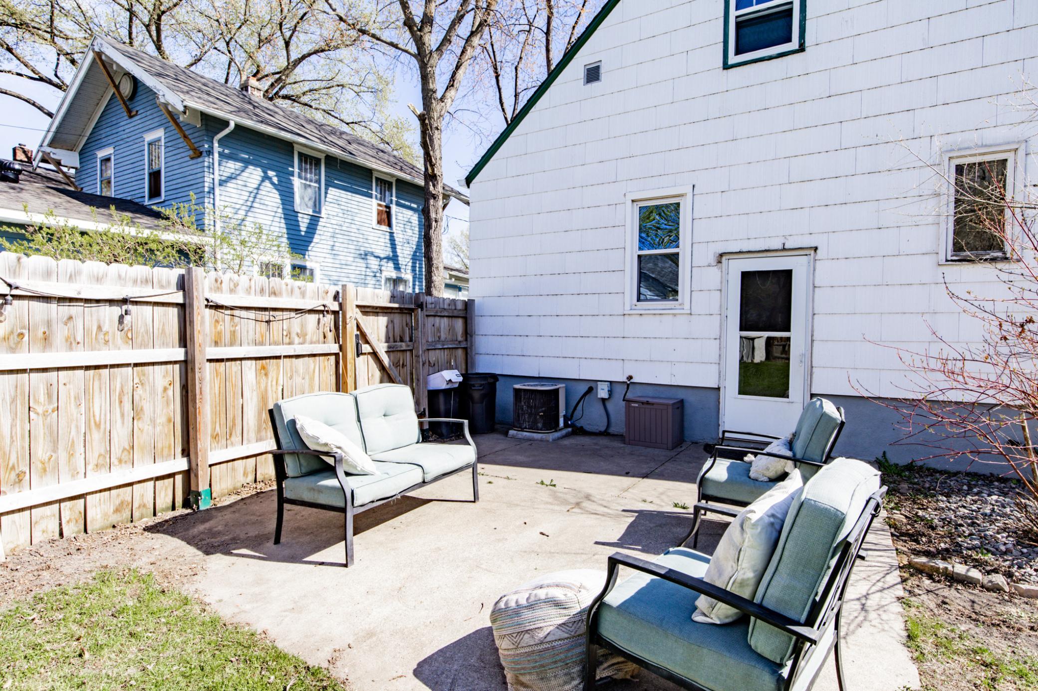 1937 single family home for sale at 1525 4th Avenue S in Fargo, ND — 4 bed, 2 bath (photo 47 of 53)
