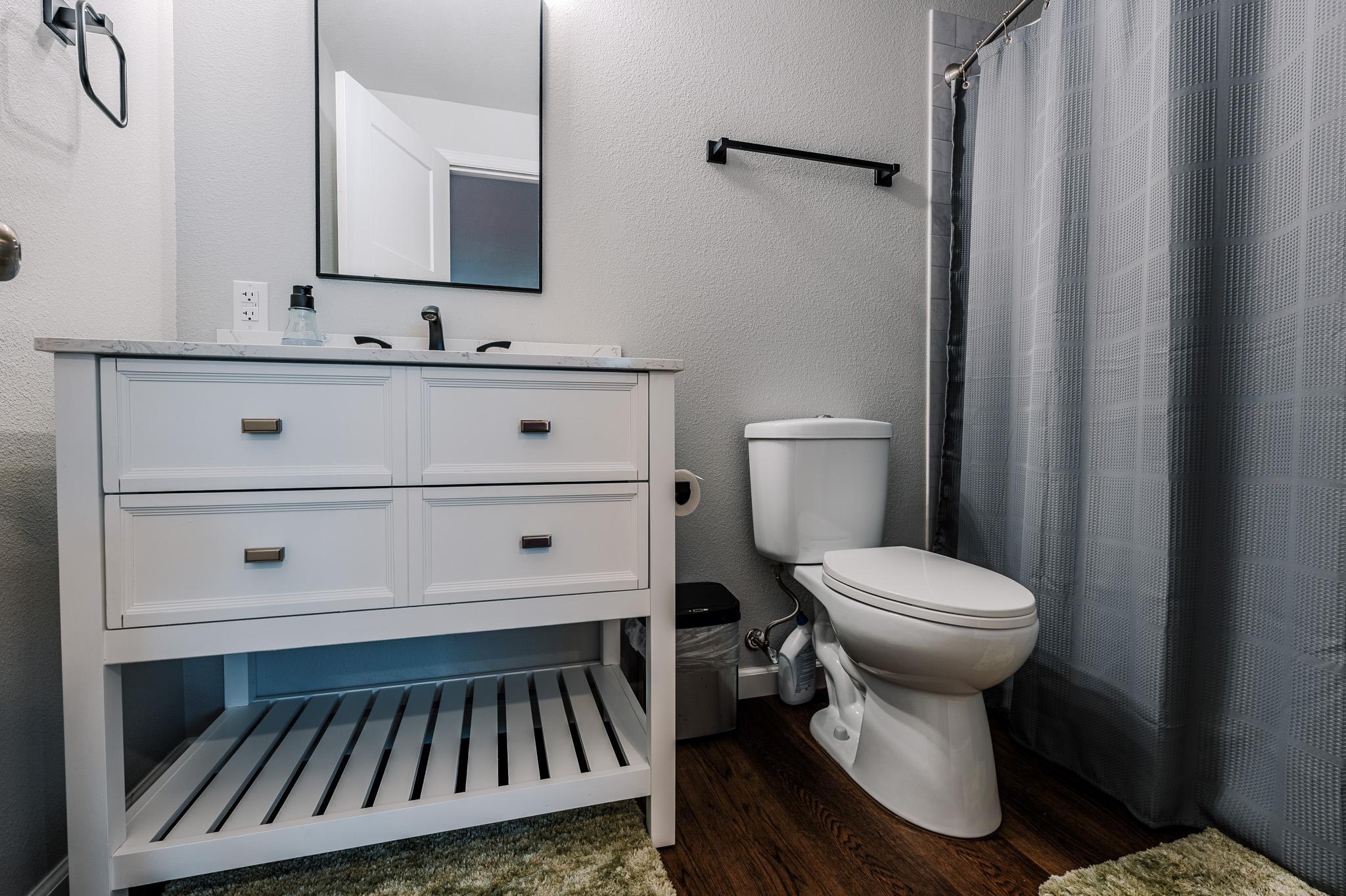 2018 single family home for sale at 5568 37th Avenue S in Fargo, ND — 4 bed, 4 bath (photo 31 of 39)